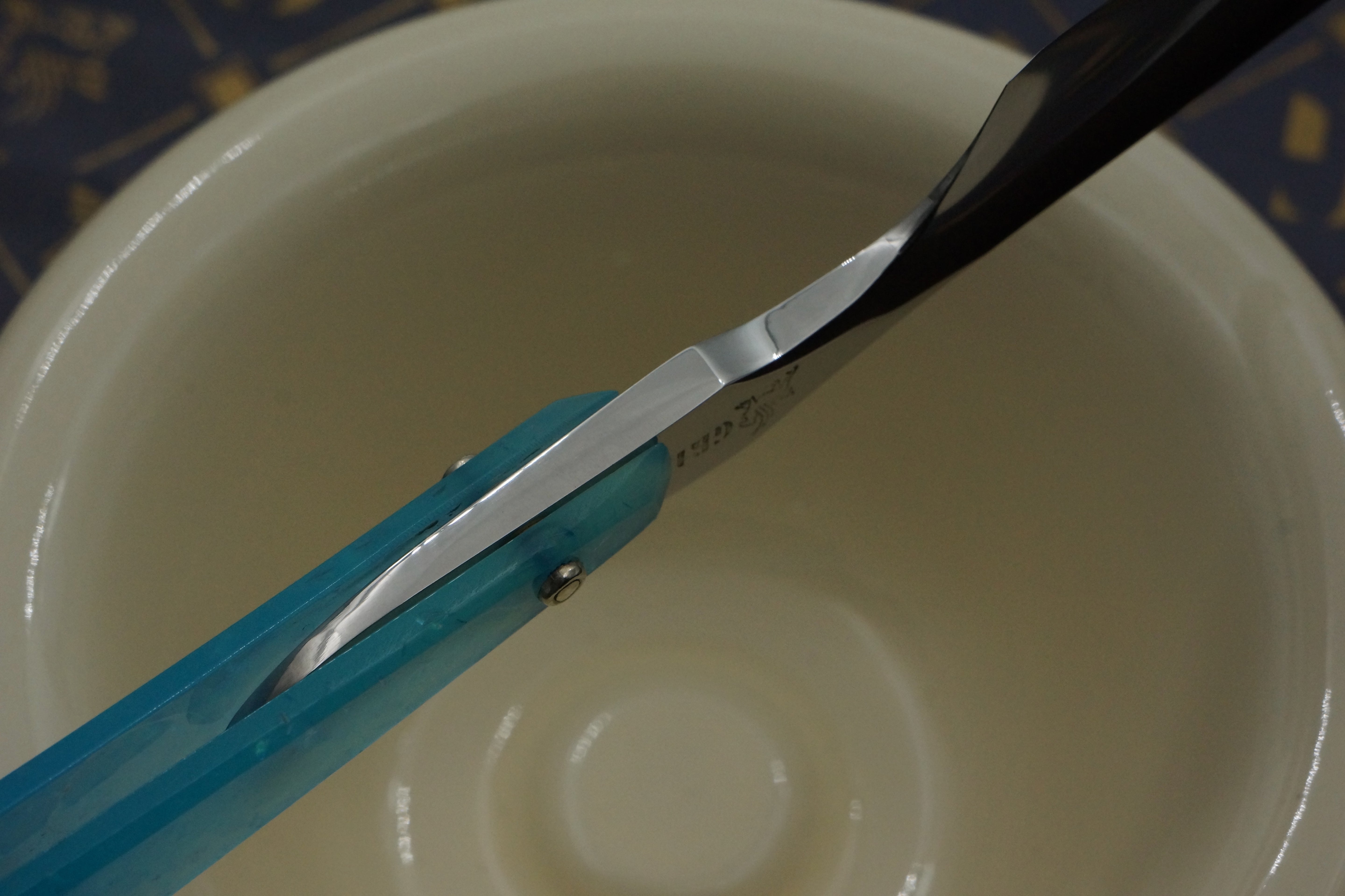 Griffith 13/16 Silver Steel Full Hollow Blade - Neon Blue Crackle Acrylic Scales Artisan Straight Razor - Shave Ready