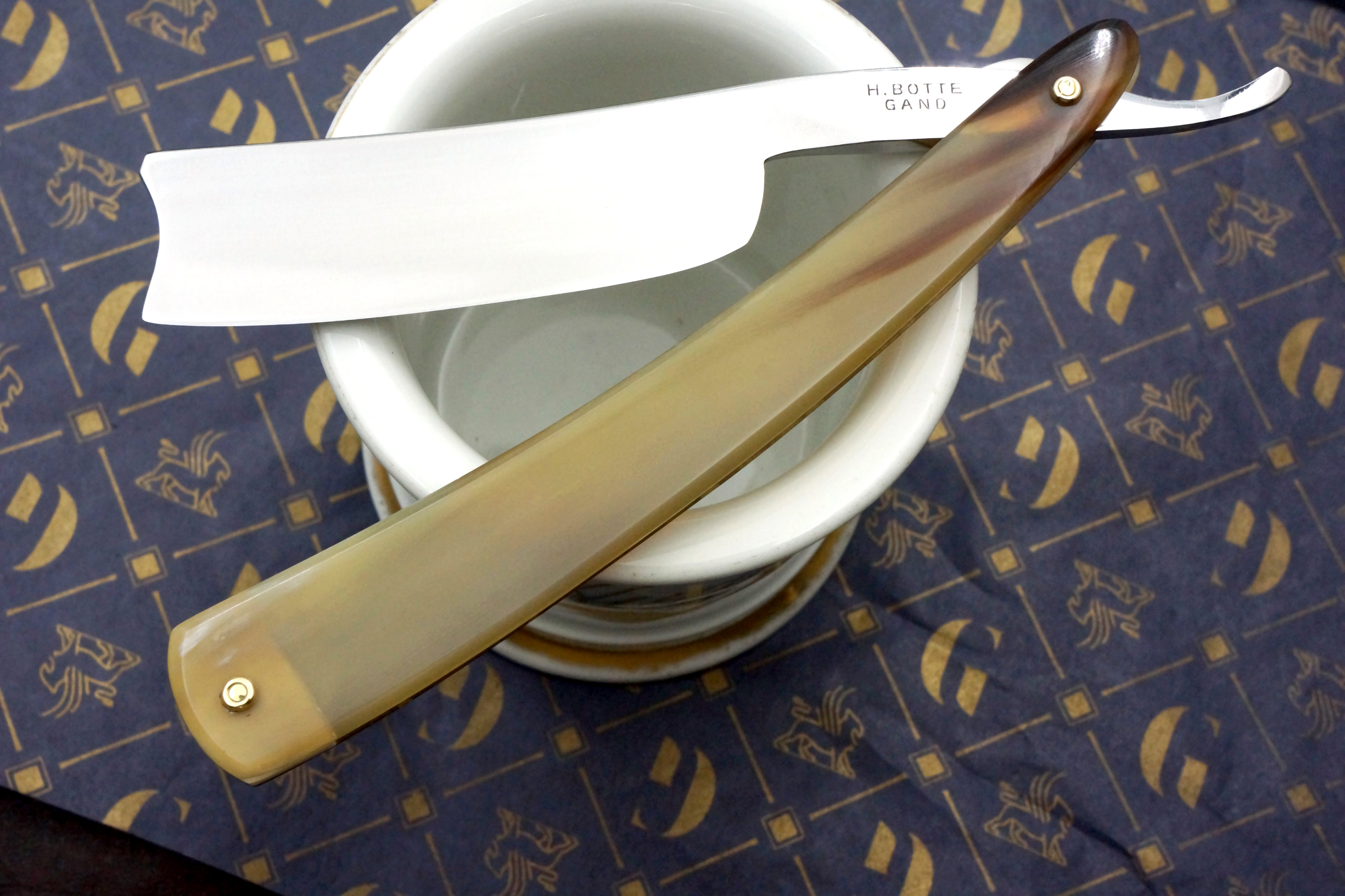 H. Botte Gand 15/16 Blade with New Horn Scales Belgian Straight Razor - Shave Ready