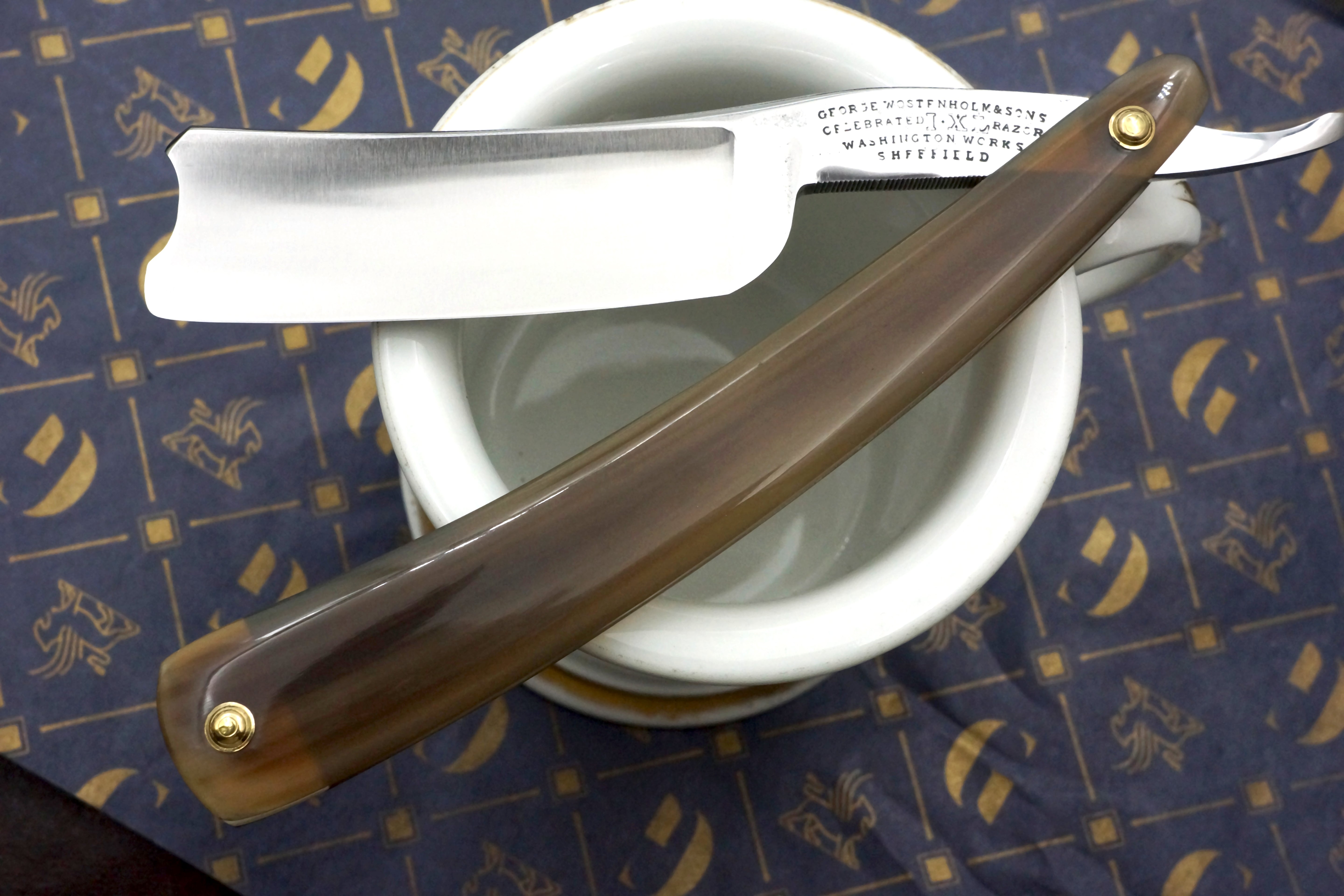 George Wostenholm & Sons 15/16 Blade with New Horn Scales - Fully Restored Sheffield Straight Razor - Shave Ready