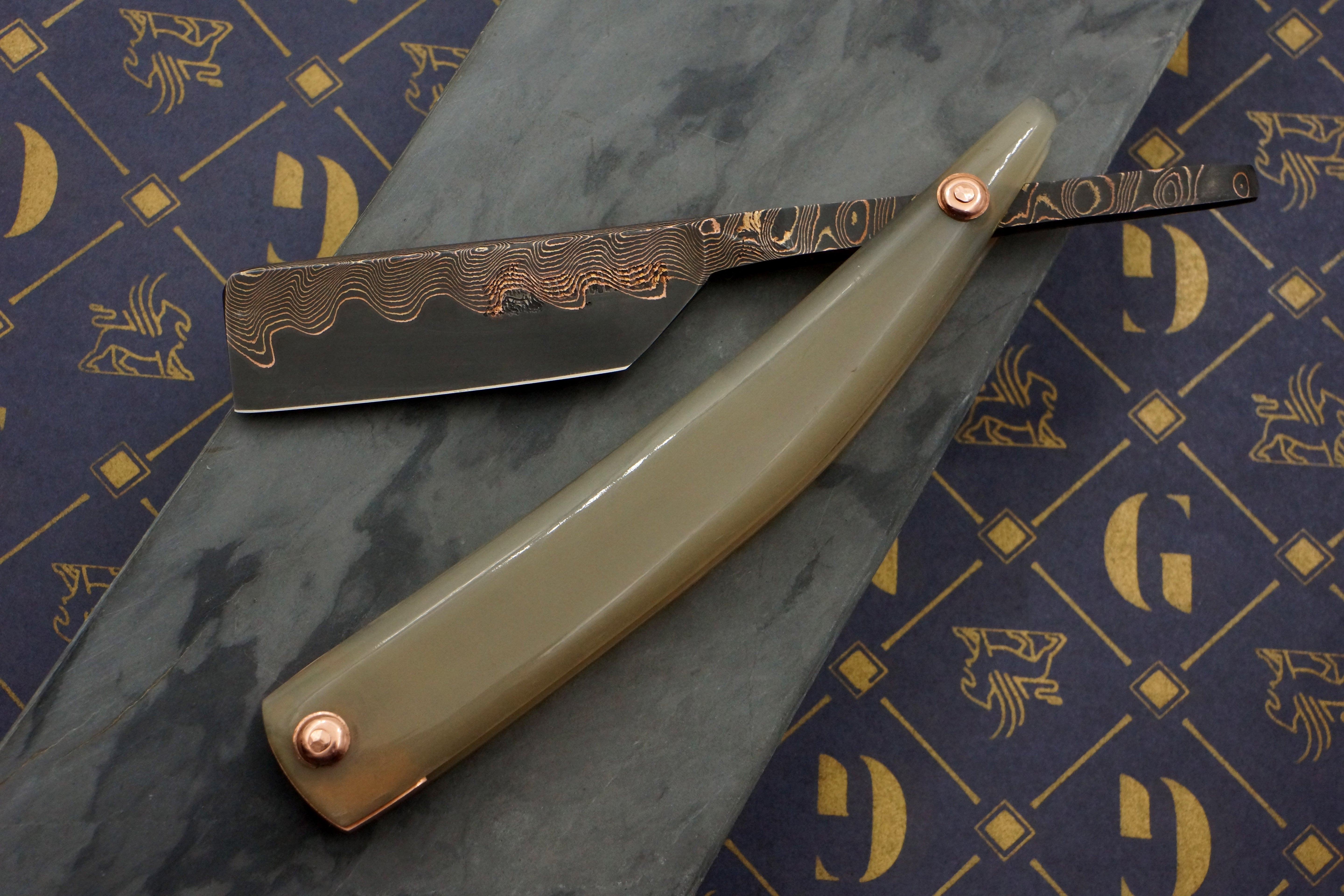 Griffith 18mm Copper & Bronze Damascus San Mai Folding Kamisori with Horn Scales Artisan Razor