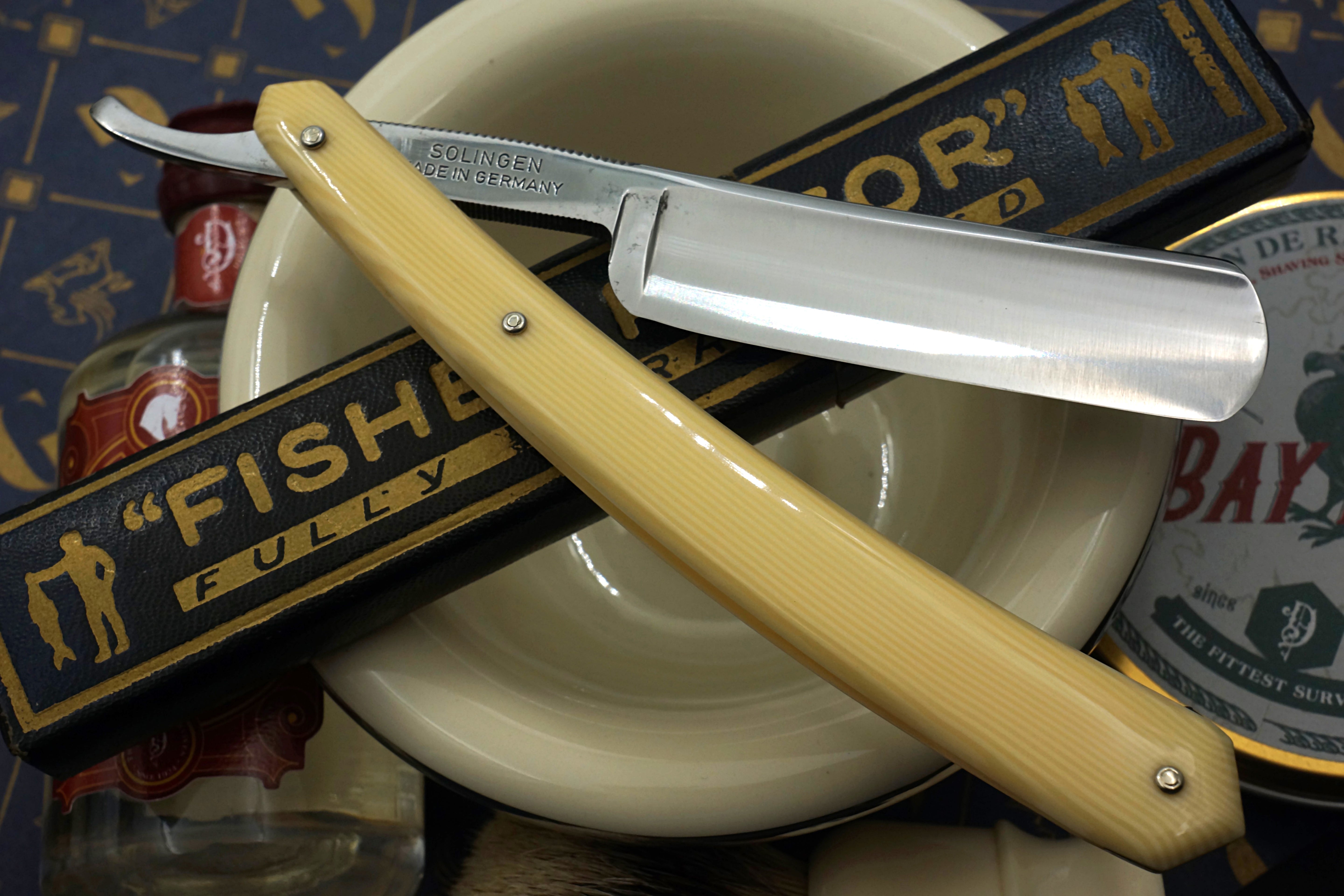 Paul Kohl "The Fisher" - Excellent + 13/16 Full Hollow Blade - Vintage Solingen Straight Razor - Shave Ready