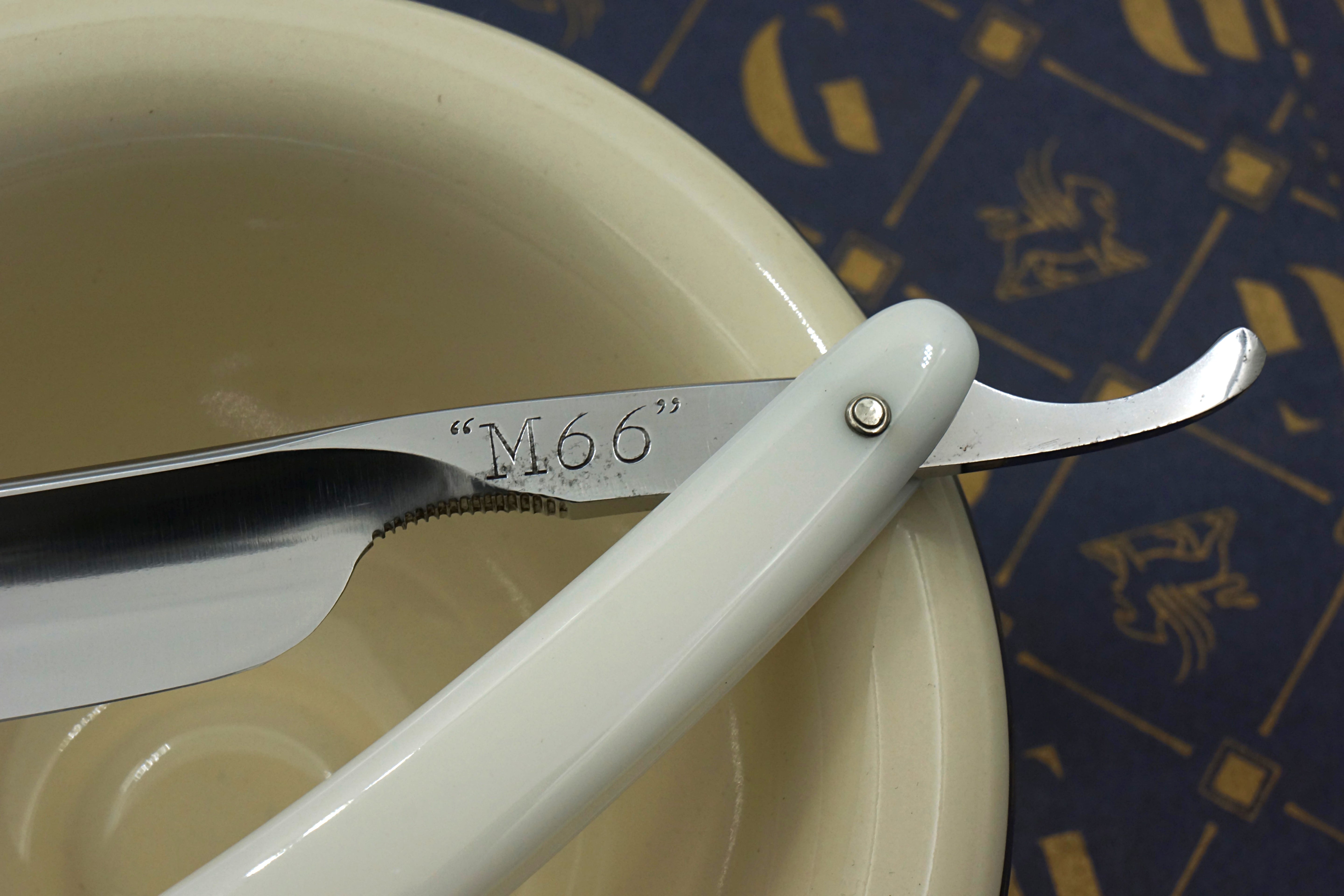 Tamahagane Razors Co. Ltd. M66 11/16" Stainless Near Pristine Vintage Japanese Straight Razor - Shave Ready