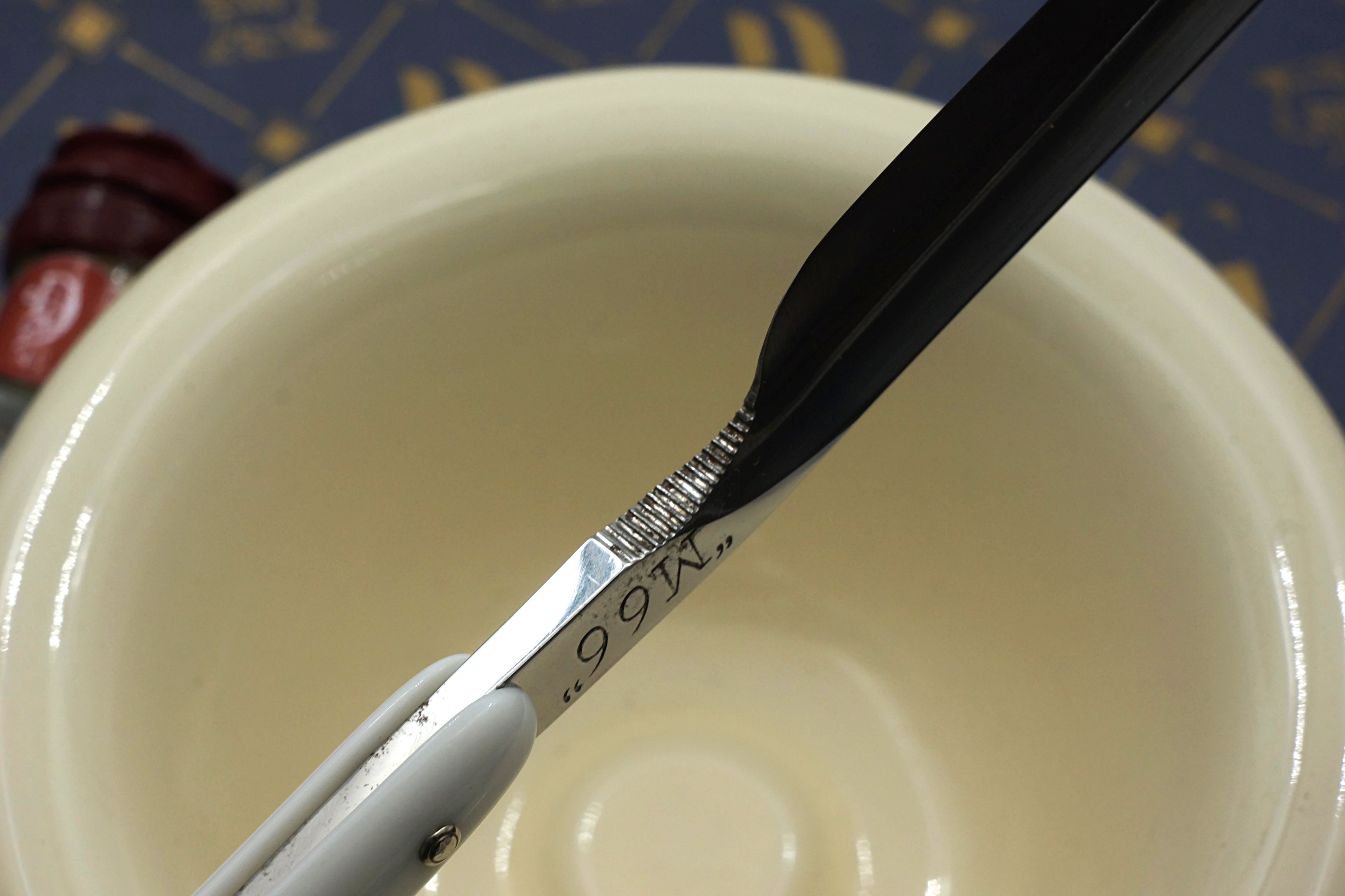 Tamahagane Razors Co. Ltd. M66 11/16" Stainless Near Pristine Vintage Japanese Straight Razor - Shave Ready