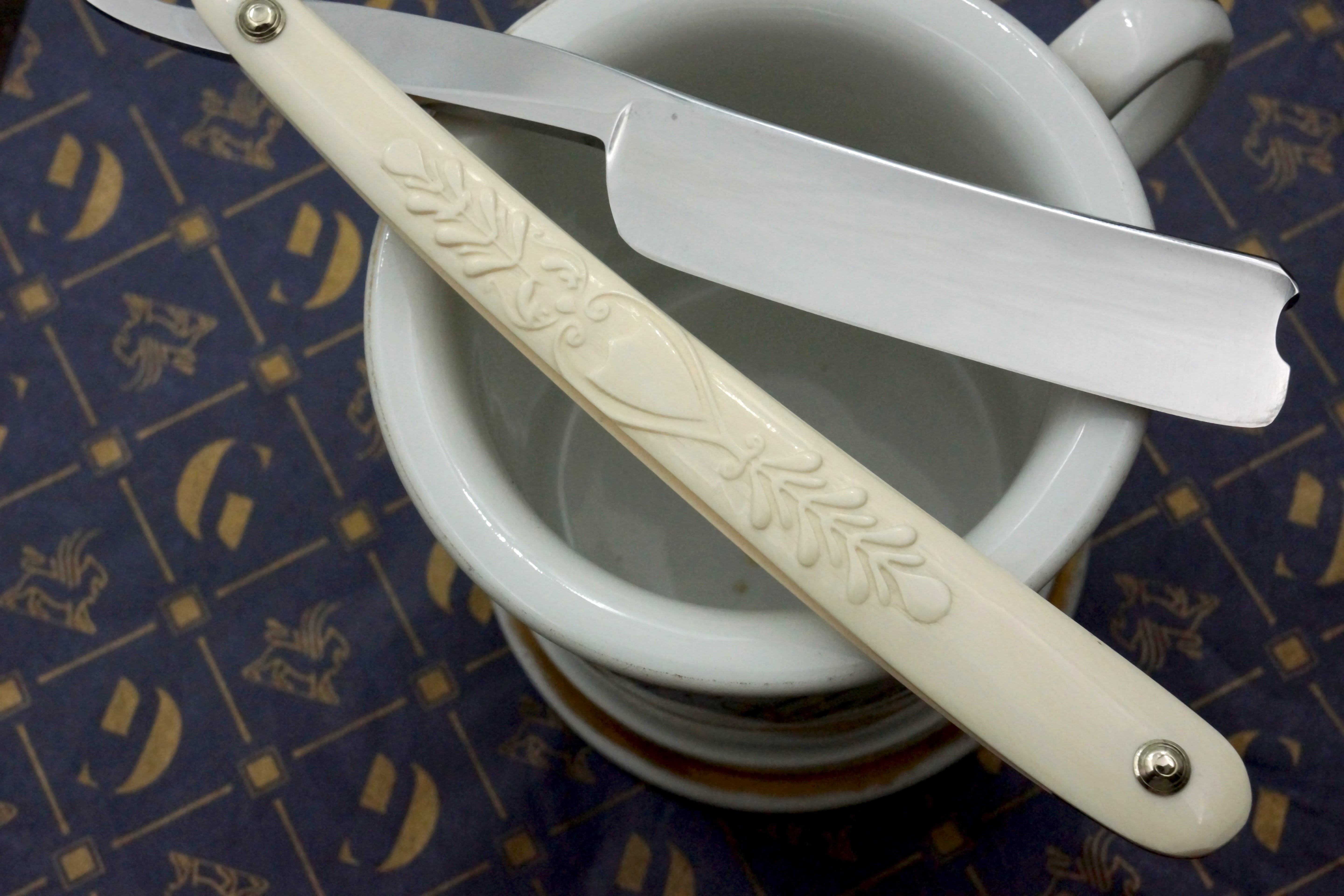 J.C. Vickery Regent St. 6/8 Blade with Fancy Carved Mammoth Ivory Scales Sheffield Straight Razor - Shave Ready