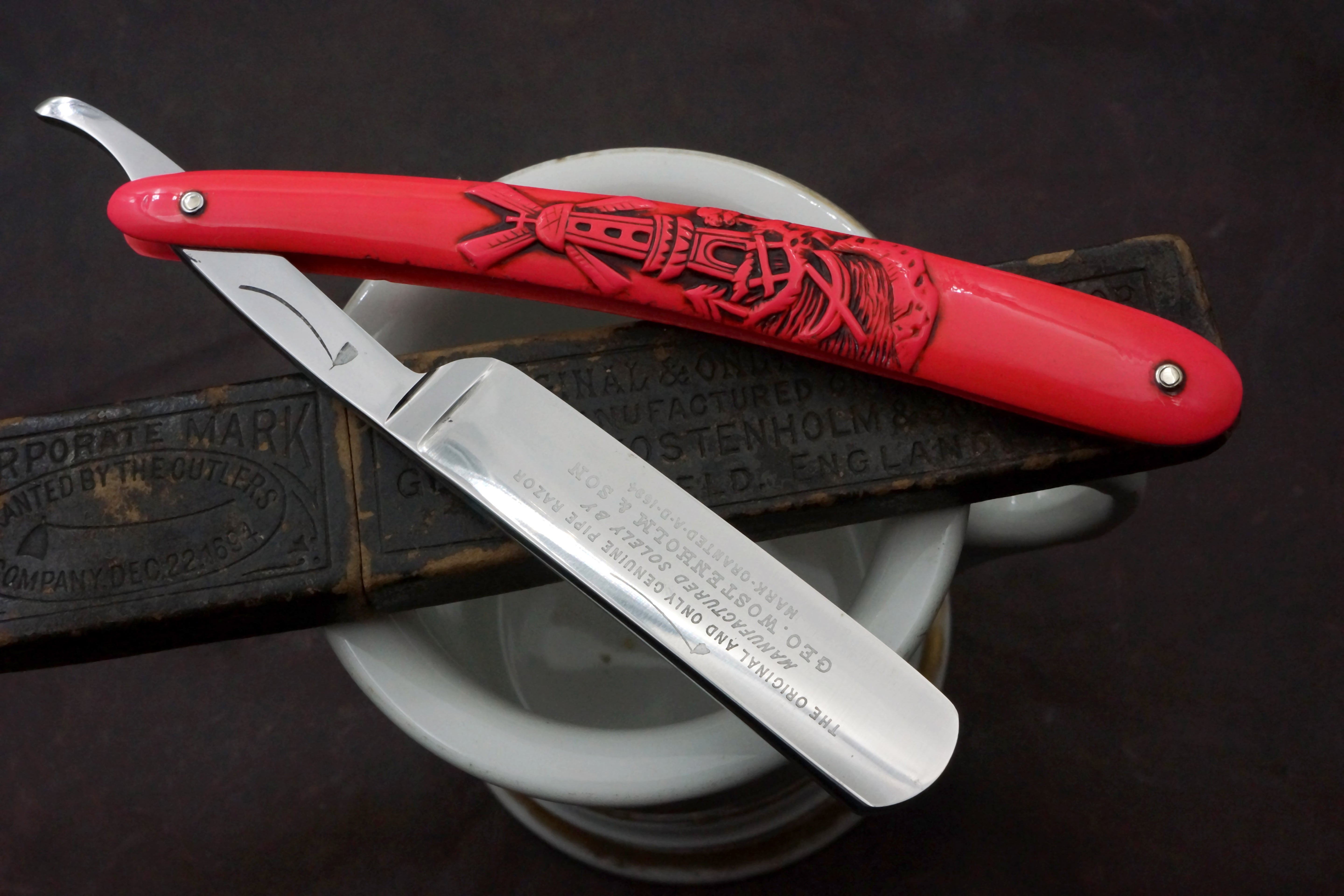 George Wostenholm & Son 11/16 Half Hollow Blade - Fancy Figural Nude Scales Restored Vintage Sheffield Straight Razor - Shave Ready