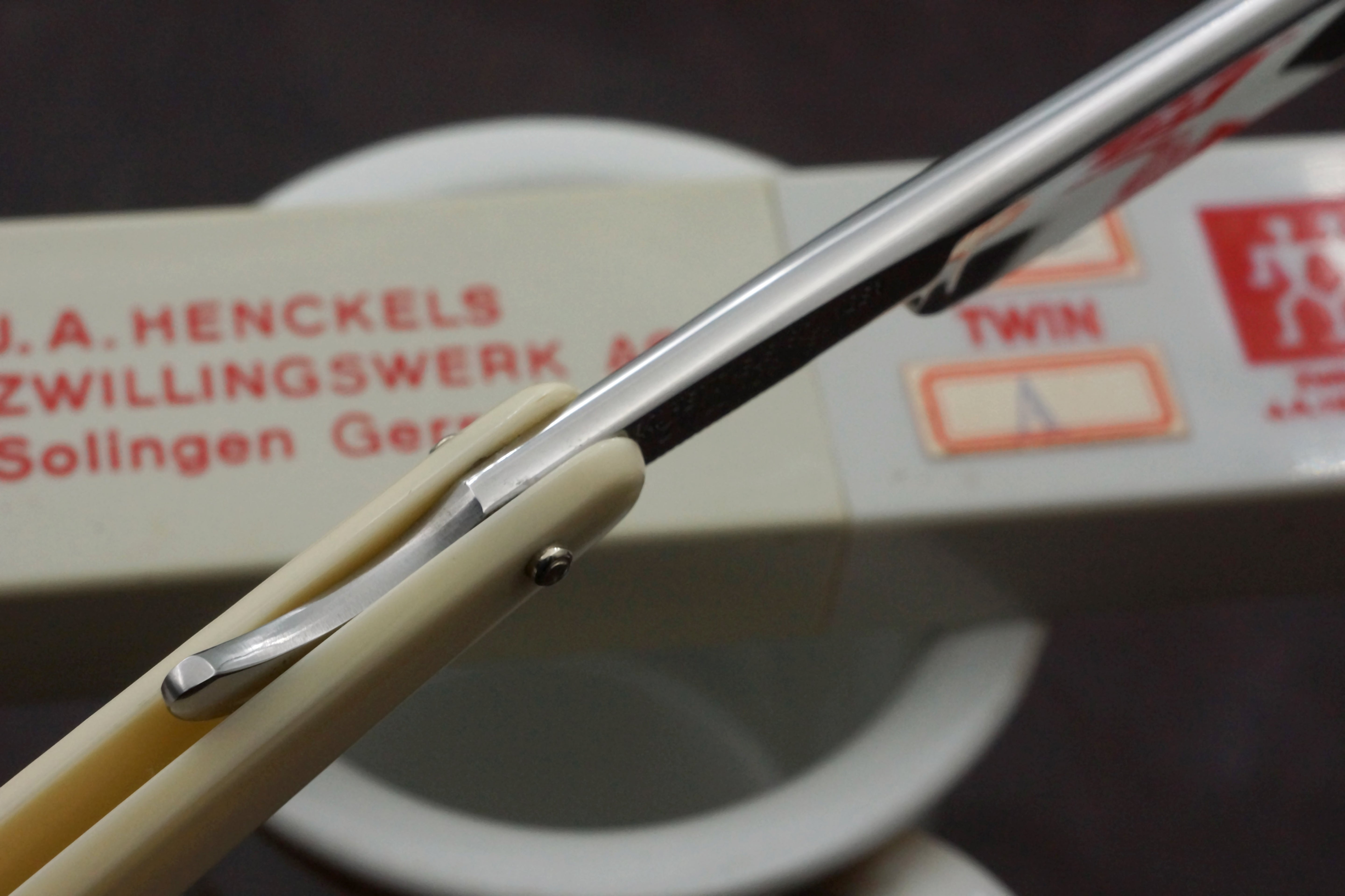 Henckels Friodur 6/8 No. 72 - Excellent Stainless Steel Etched Full Hollow - Solingen Straight Razor - Shave Ready