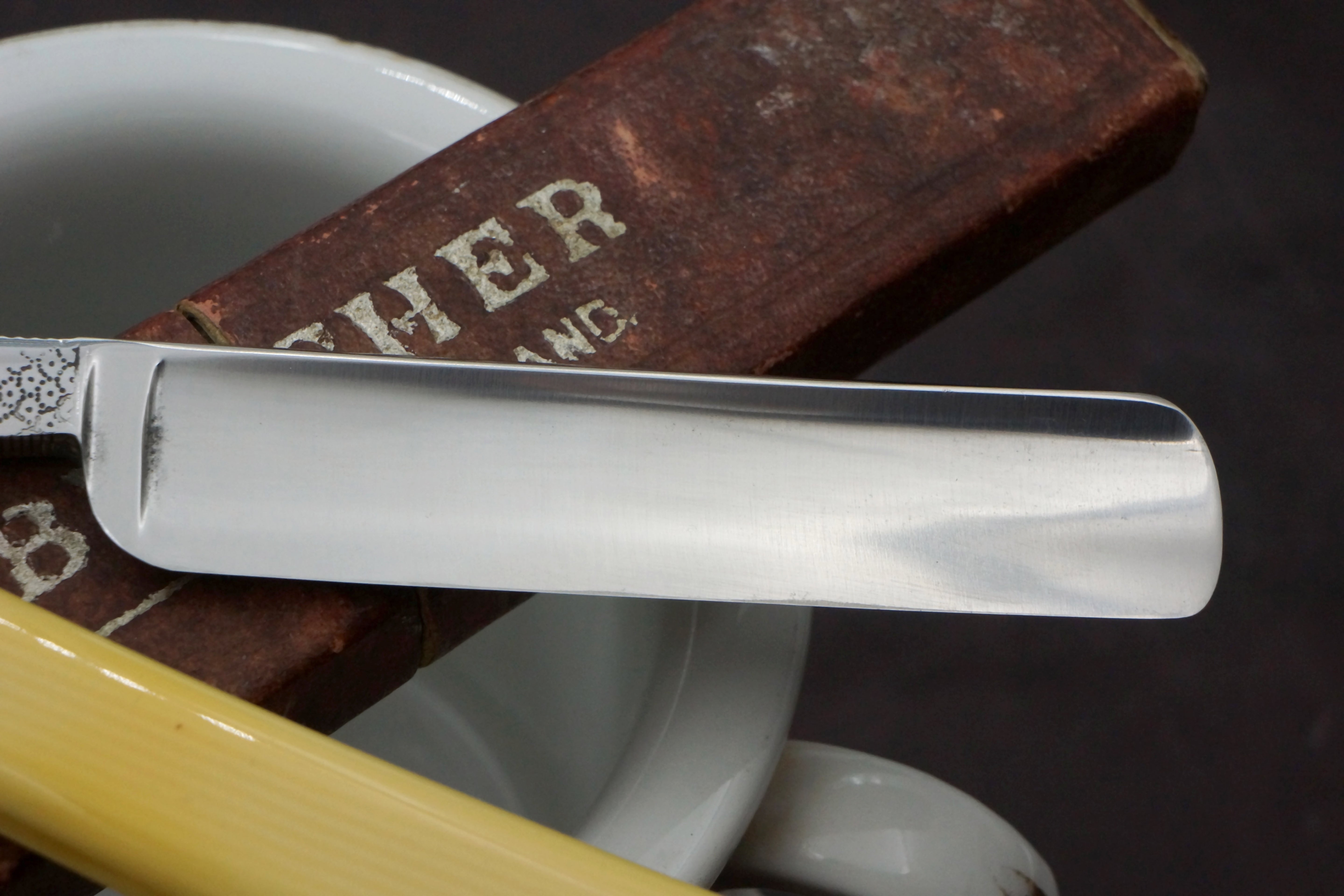 Wade & Butcher Near Mint 11/16 with Celluloid Scales Sheffield Straight Razor - Shave Ready