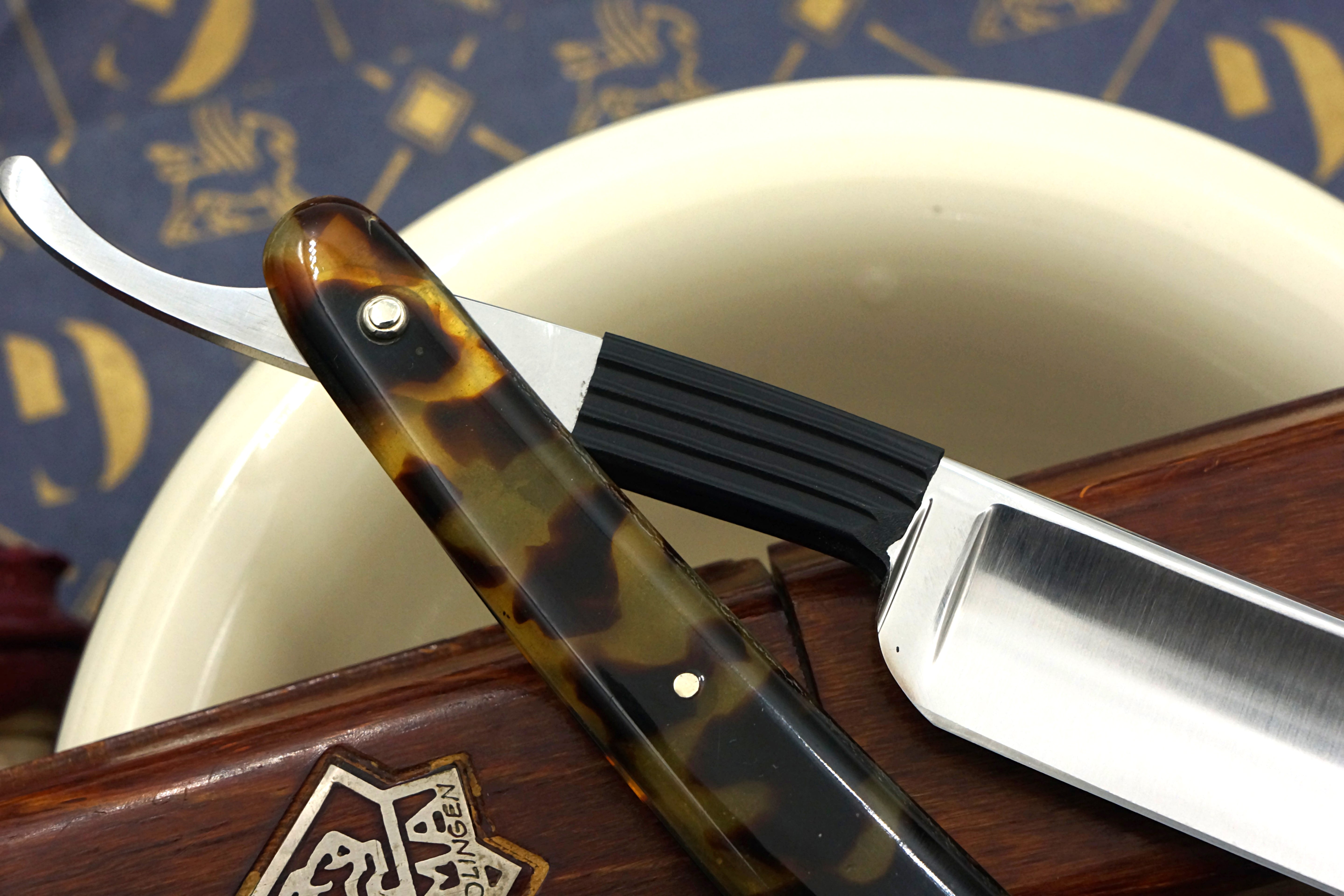 Puma INOX No. 63 11/16 Full Hollow Gorgeous Etch - Rare Near Pristine Vintage Solingen Straight Razor - Shave Ready