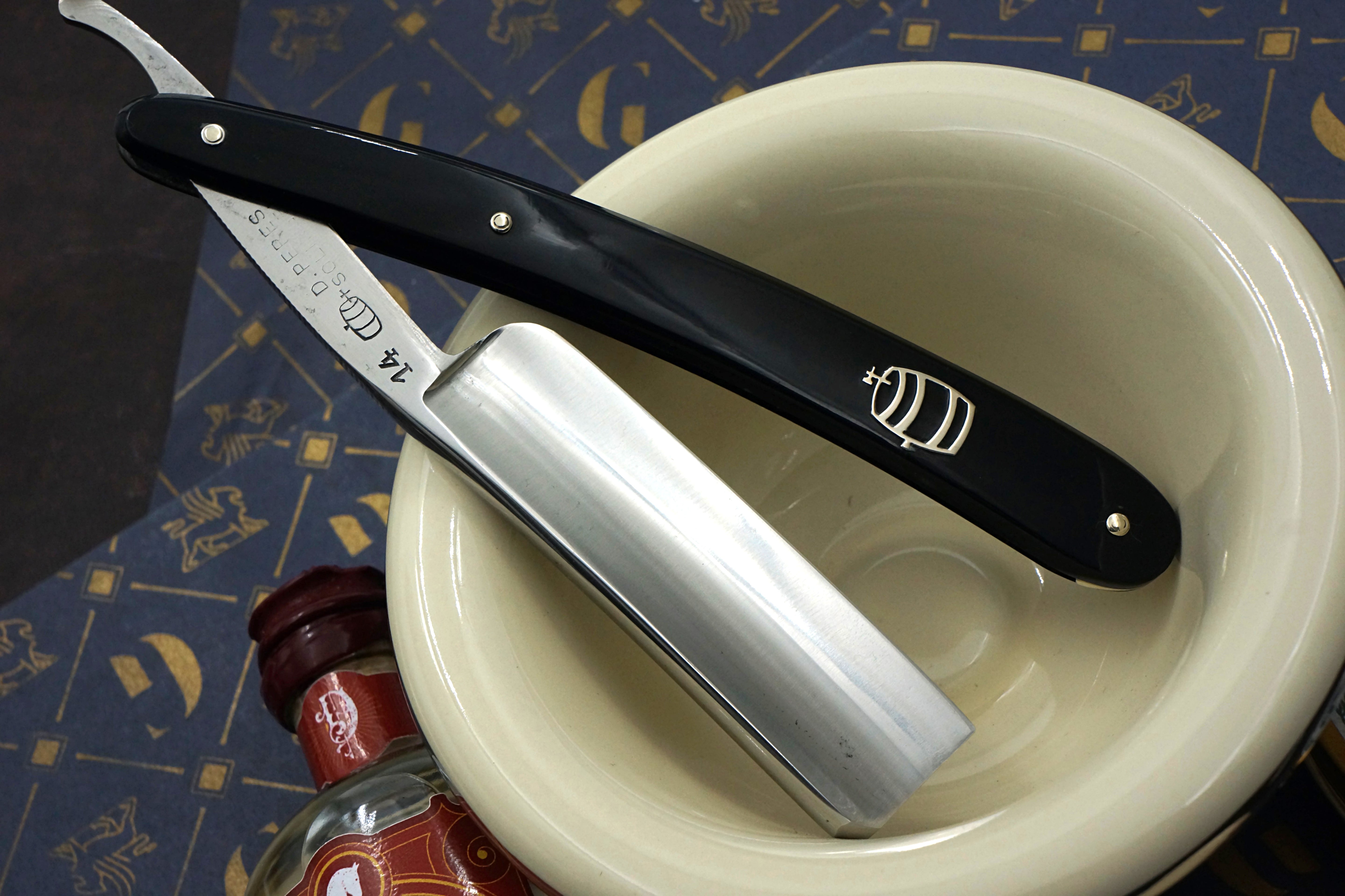 D. Peres No. 14 - RARE 15/16 Full Hollow Blade - Excellent++ Vintage Solingen Straight Razor - Shave Ready