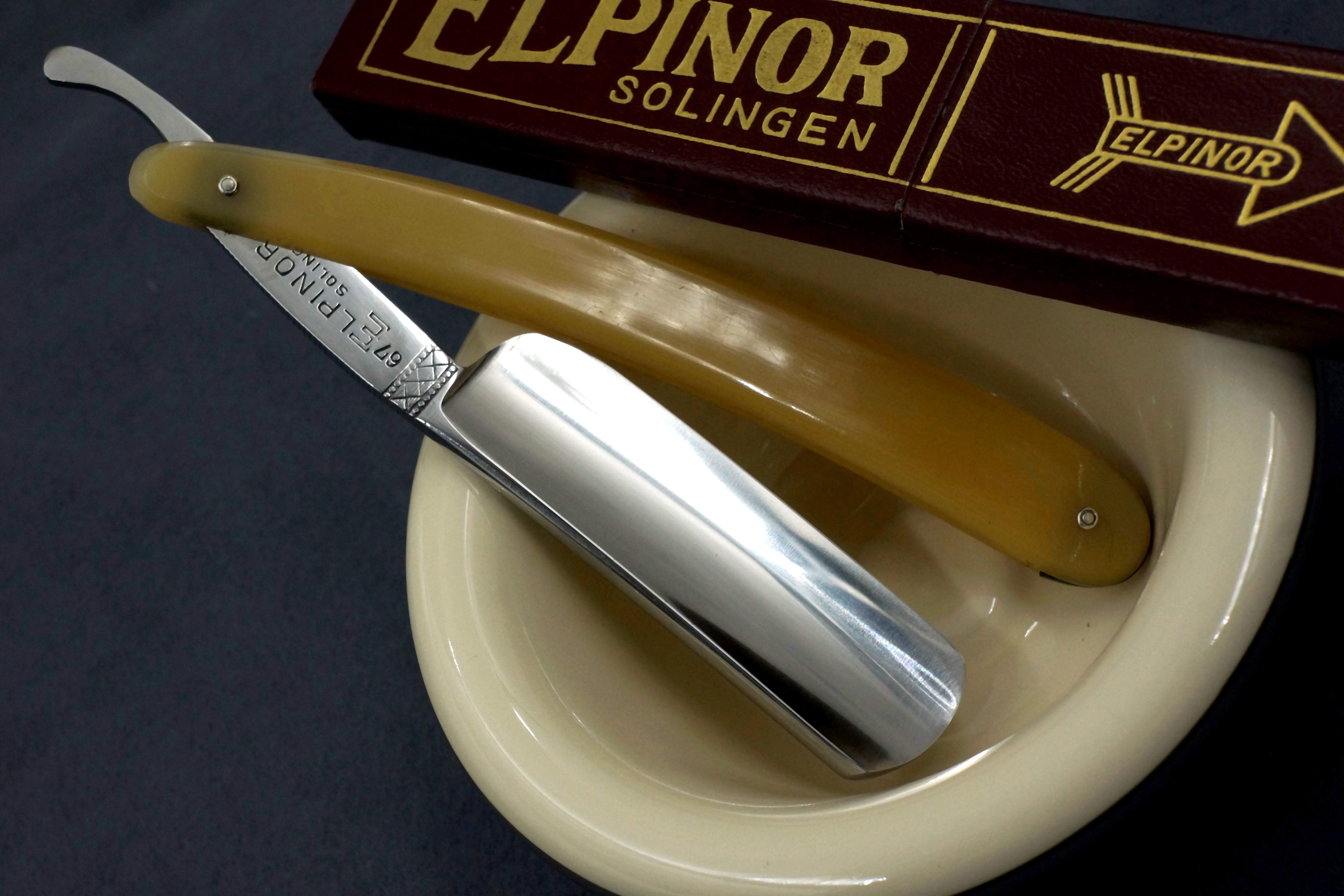 El Pinor 67 - NOS 7/8 Full Hollow Blade - Vintage Solingen Straight Razor - Shave Ready