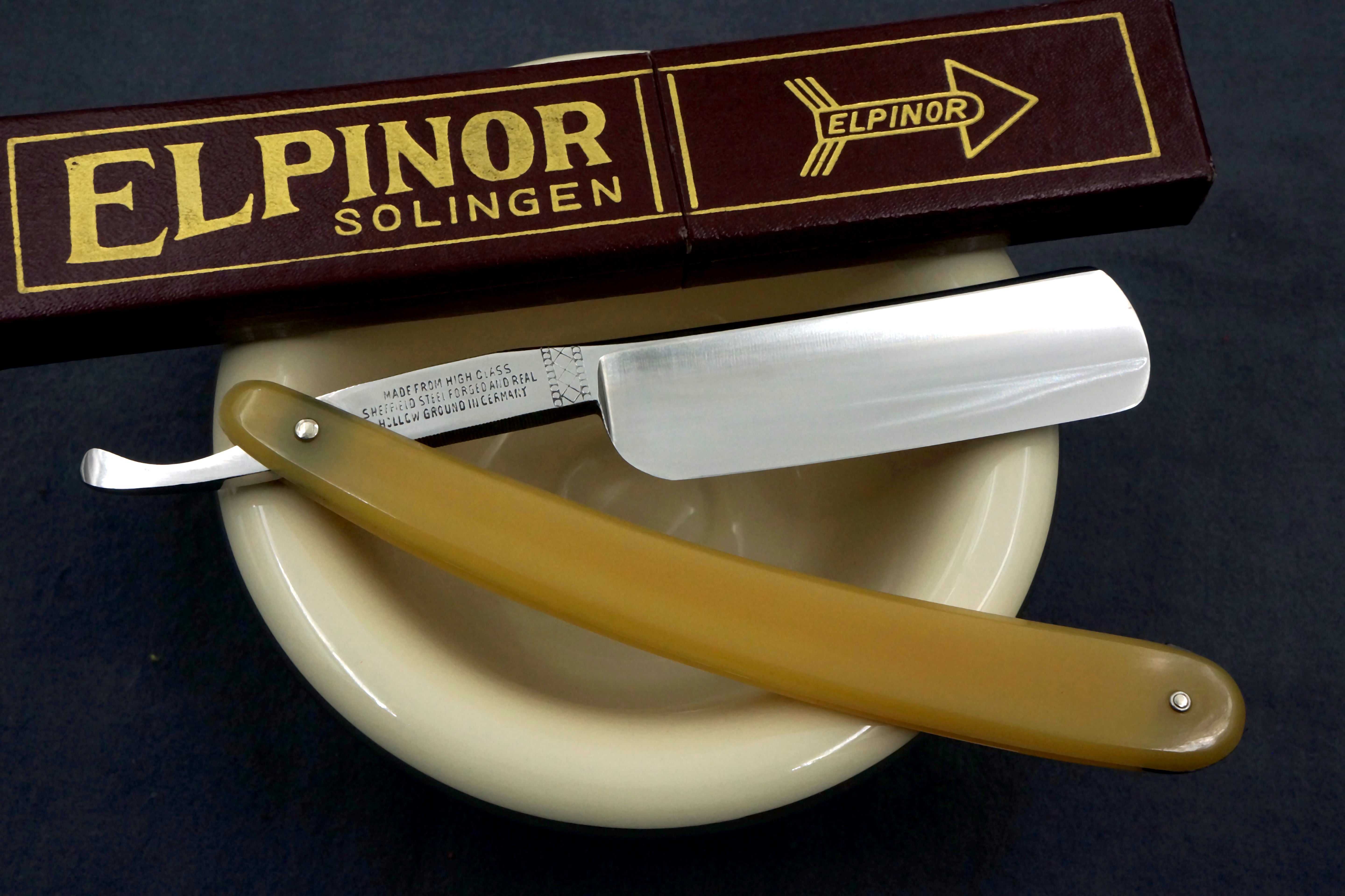 El Pinor 67 - NOS 7/8 Full Hollow Blade - Vintage Solingen Straight Razor - Shave Ready