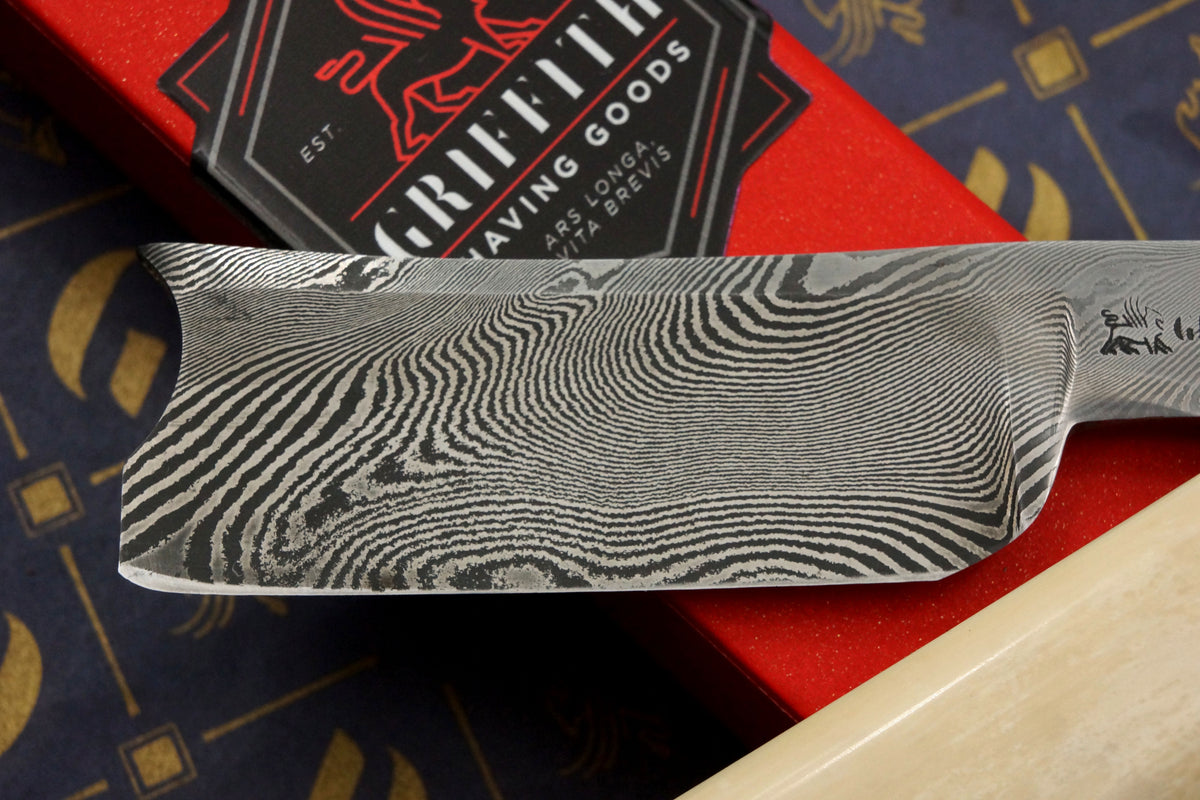 Griffith 19/16 Damascus Quarter Hollow - Mammoth Ivory Scales Artisan Straight Razor