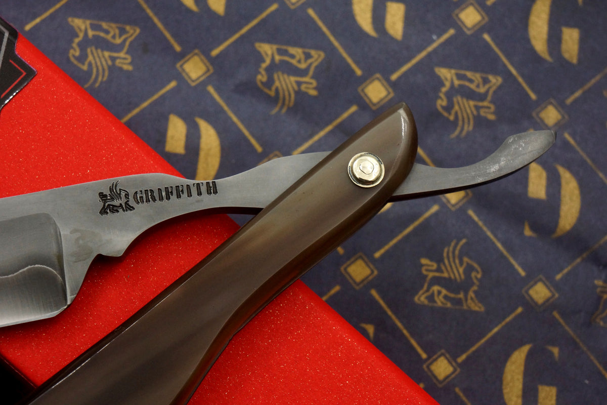 Griffith 7/8 Blue Steel & Stainless San Mai Quarter Hollow - Horn Scales Artisan Straight Razor