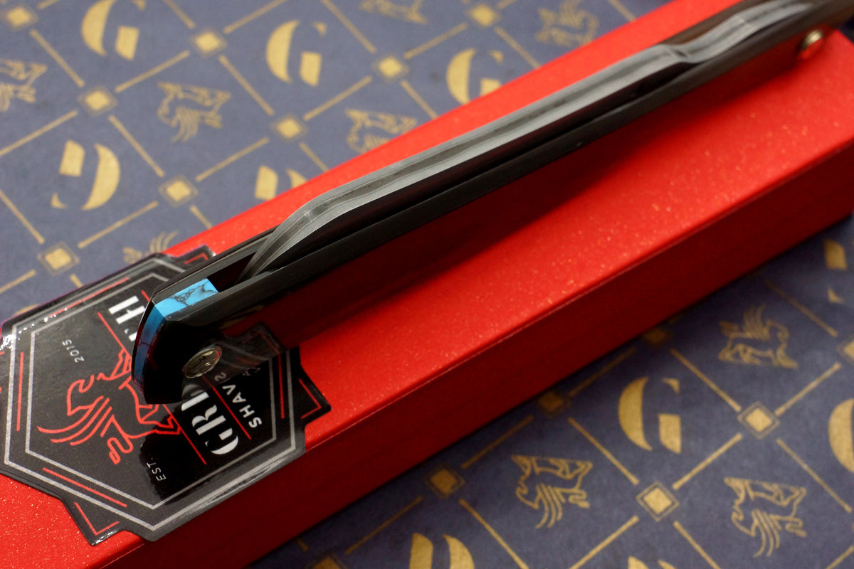 Griffith 7/8 Blue Steel & Stainless San Mai Quarter Hollow - Horn Scales Artisan Straight Razor