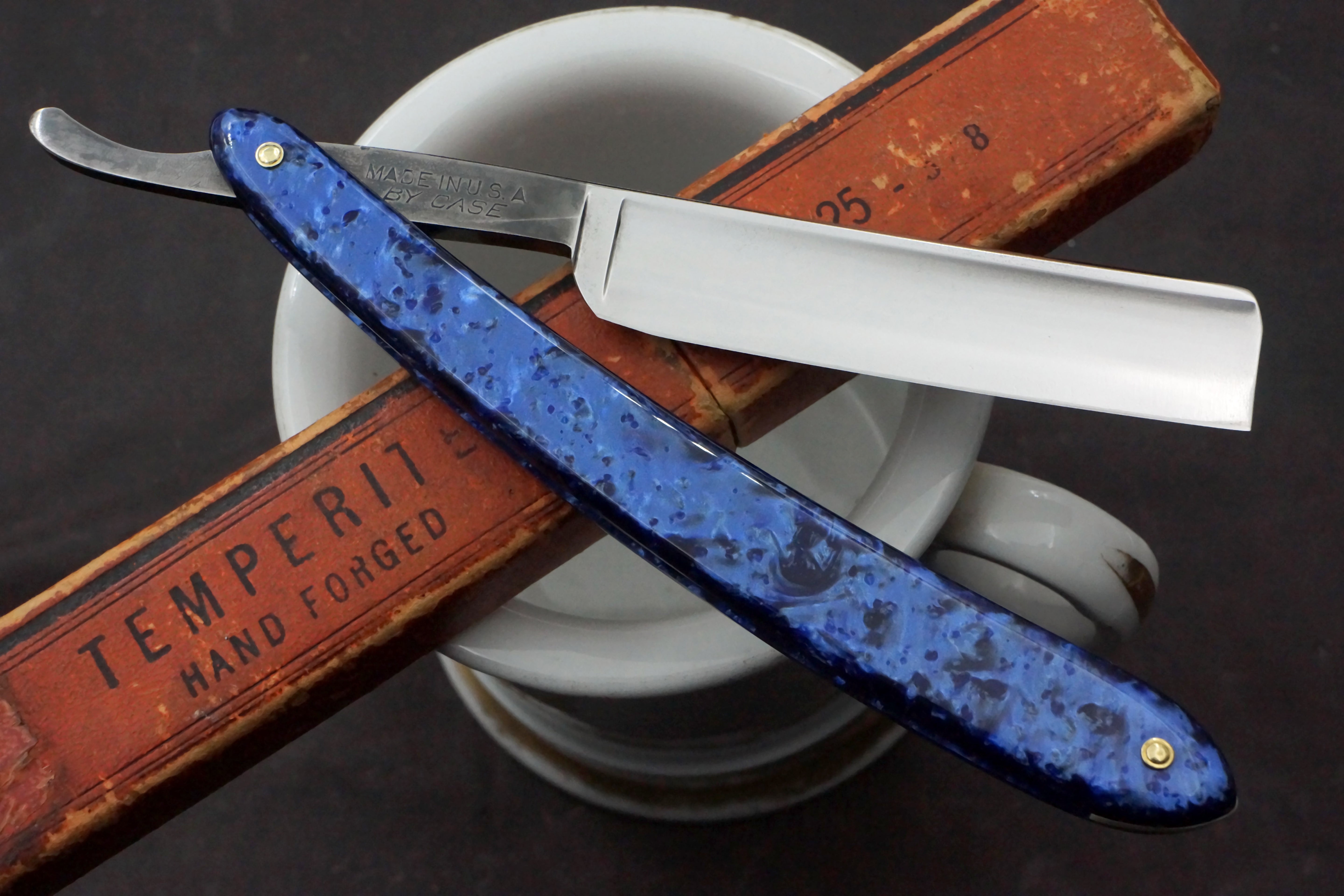 CASE "Temperite" Excellent Restored -11/16 Full Hollow Custom Scales American Vintage Straight Razor - Shave Ready