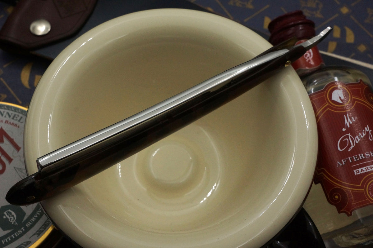George Wostenholm & Sons - 5/8 Etched Vintage Sheffield Straight Razor - Shave Ready