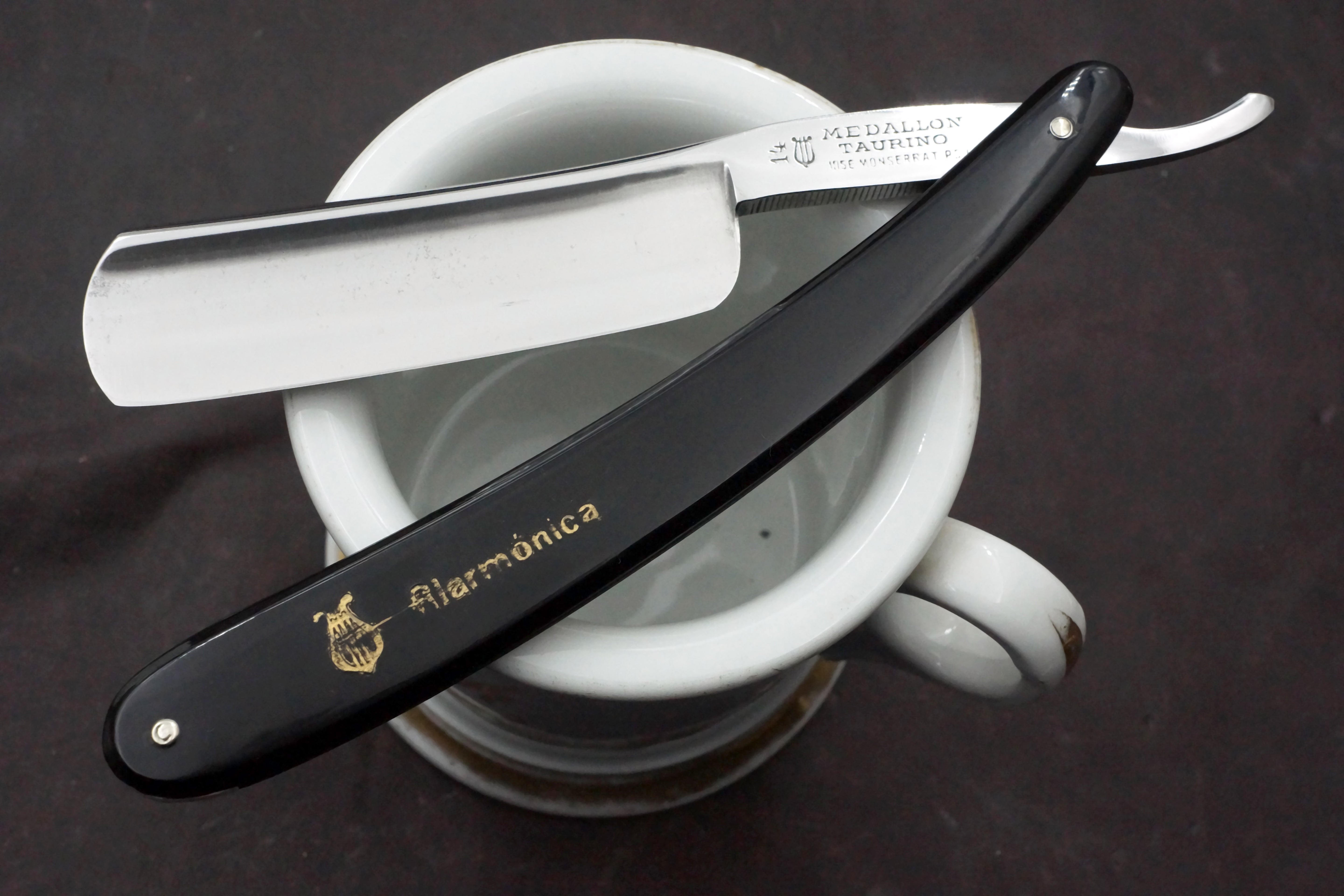 Filarmonica JMP No. 14 Medallon Taurino 7/8+ Full Hollow Blade - Excellent Restored Vintage Spanish Straight Razor - Shave Ready
