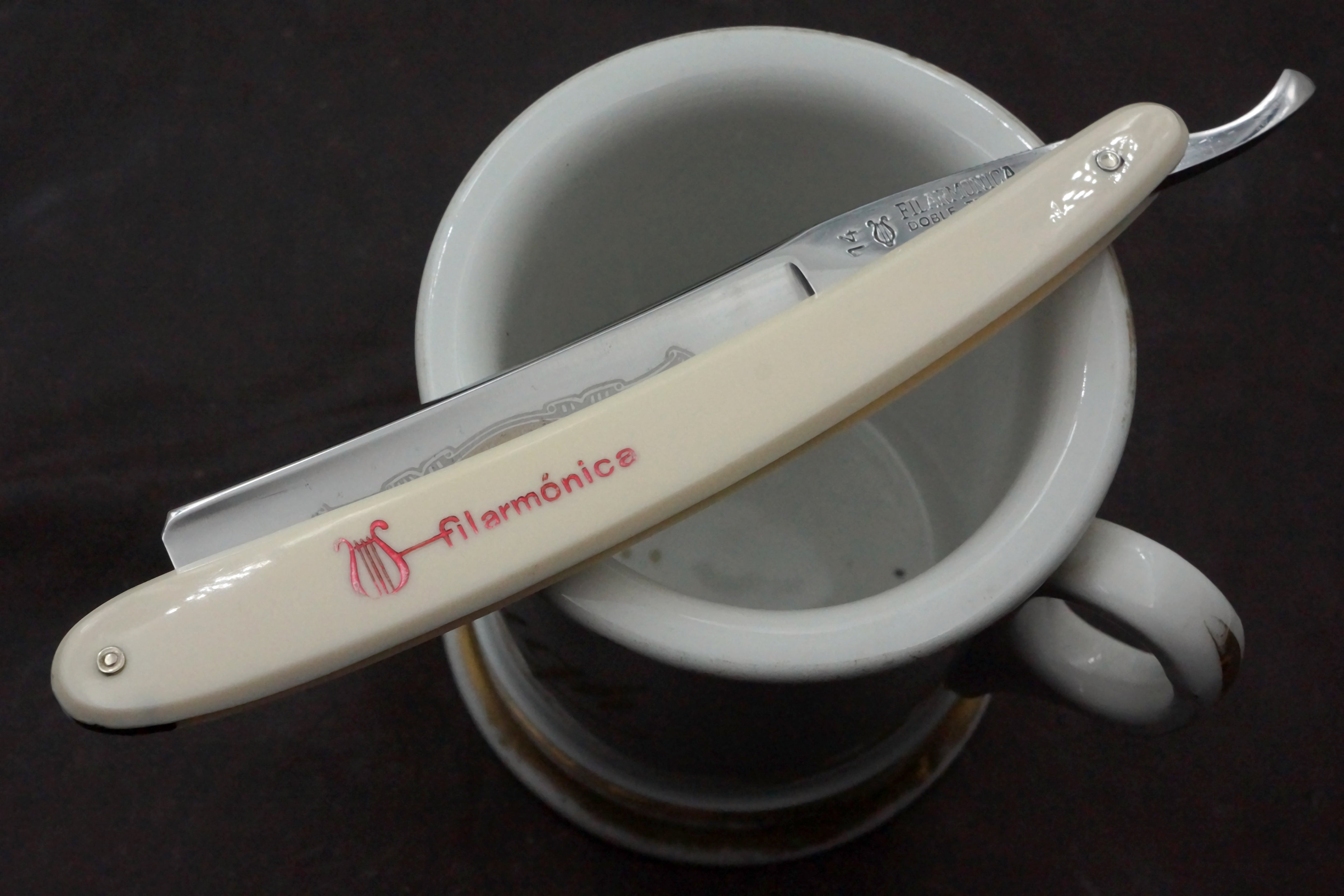 Filarmonica No. 14 Doble Temple 15/16 Full Hollow Blade - Excellent Restored Vintage Spanish Straight Razor - Shave Ready