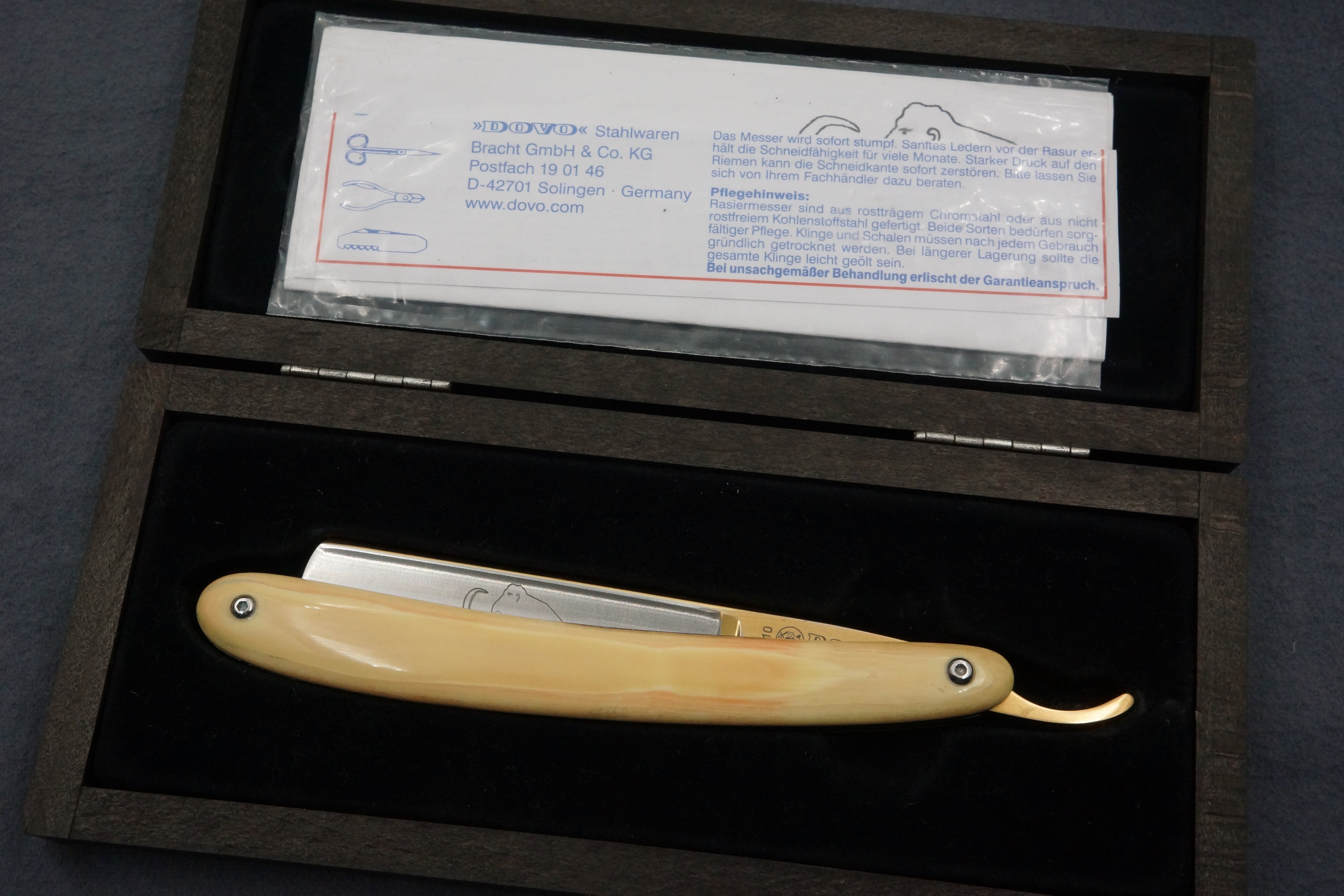 Dovo Mammut No. 10 with Mammoth Ivory Scales - Preowned Rare 11/16 Full Hollow Blade - Solingen Straight Razor - Shave Ready