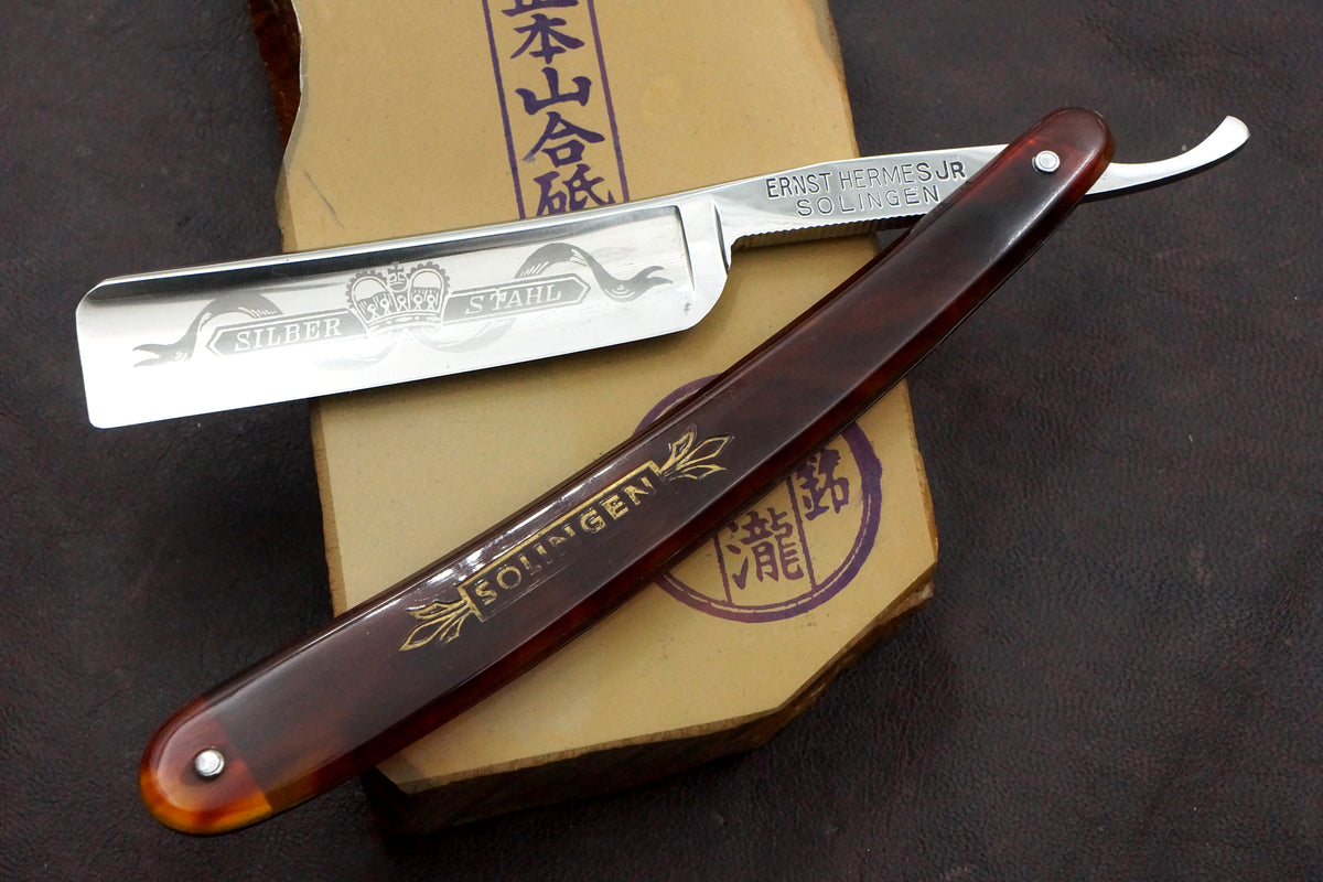 Ernst Hermes Jr. Near Pristine 11/16 Blade - Fancy Etch Vintage Solingen Straight Razor - Shave Ready