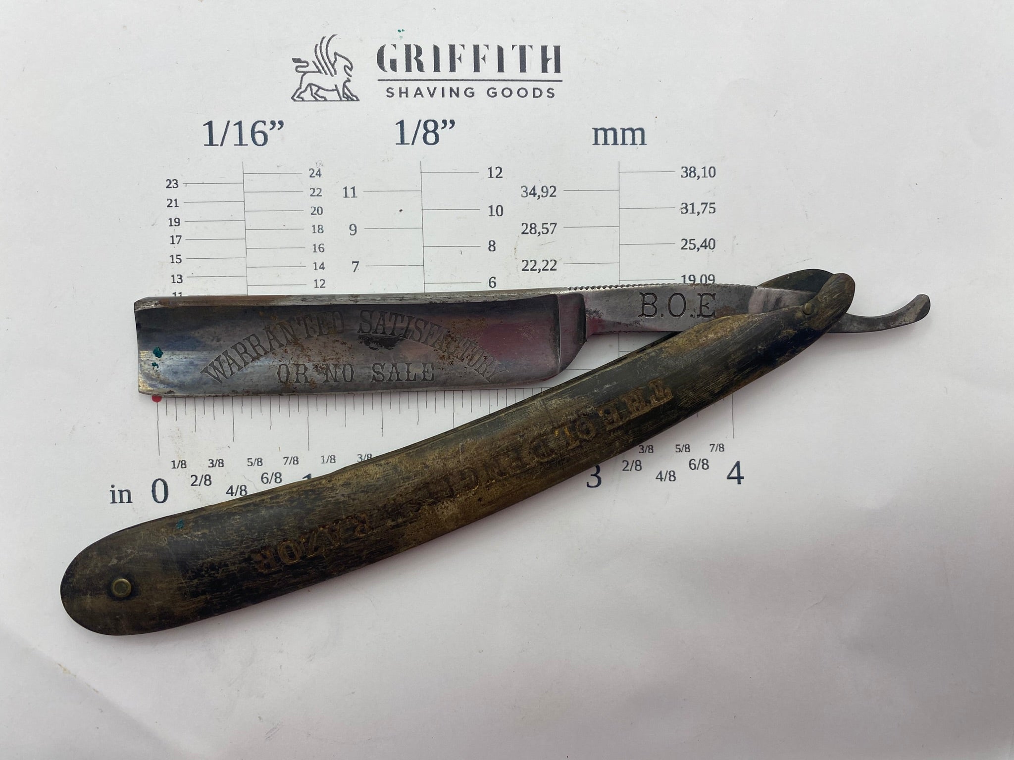 Vintage B.O.E. Fancy Etched Razor for Restoration