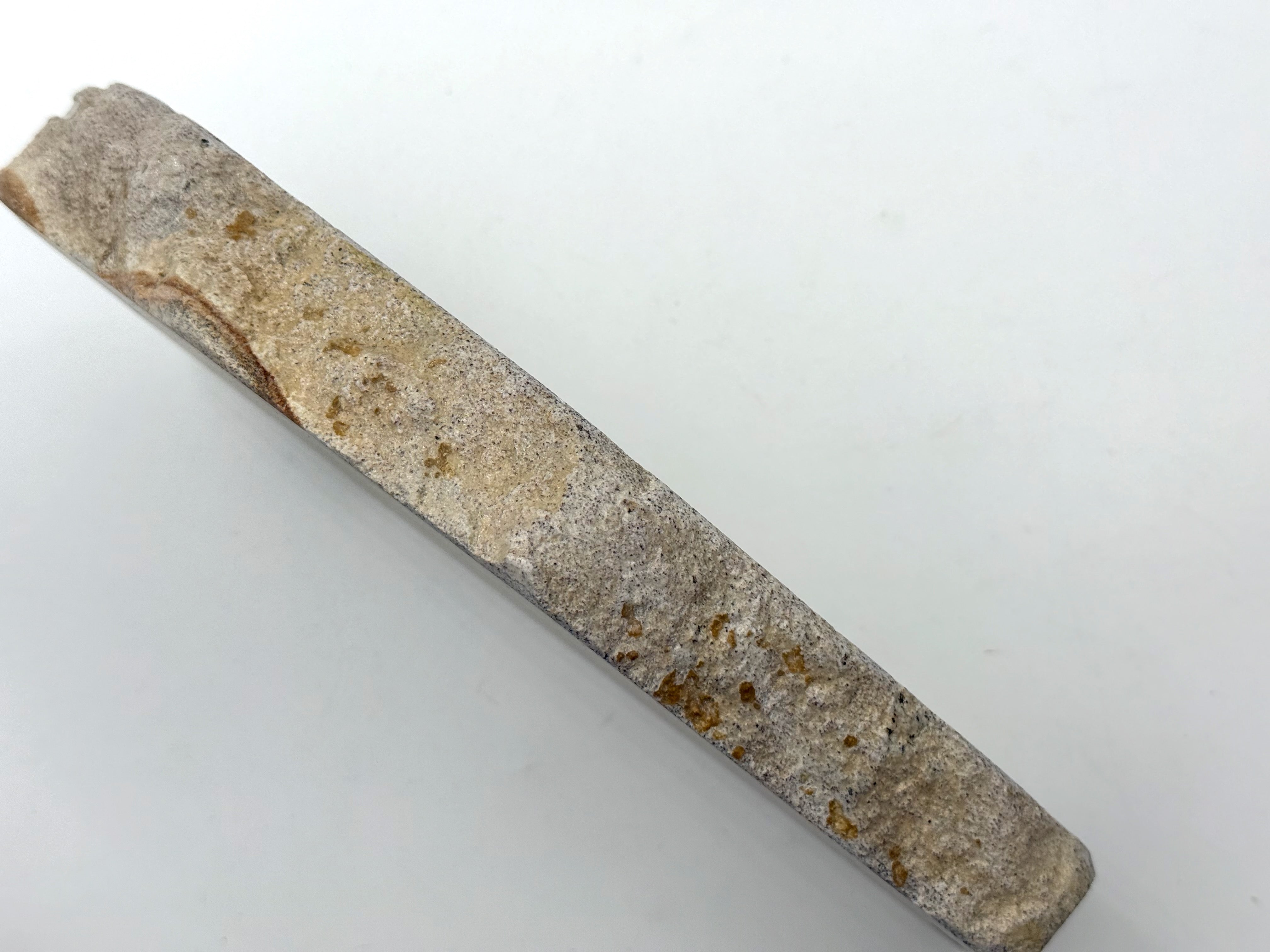 Iyoto Ko Kuro Aka (Small Black and Red) Medium Grit Japanese Natural Whetstone