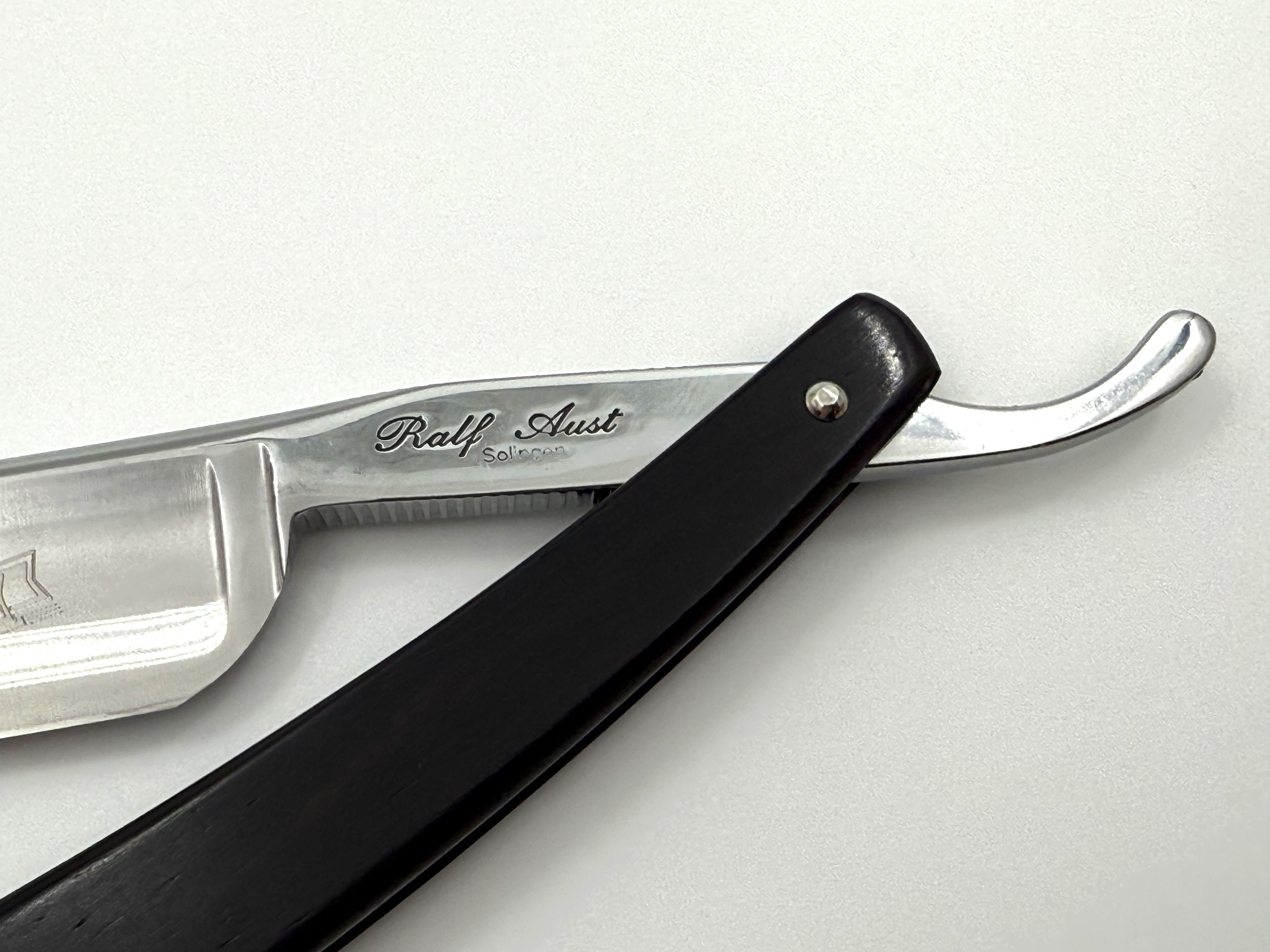 Ralf Aust 6/8 Blade with American Tip & Ebony Scales with Olive Inlay Full Hollow Solingen Straight Razor
