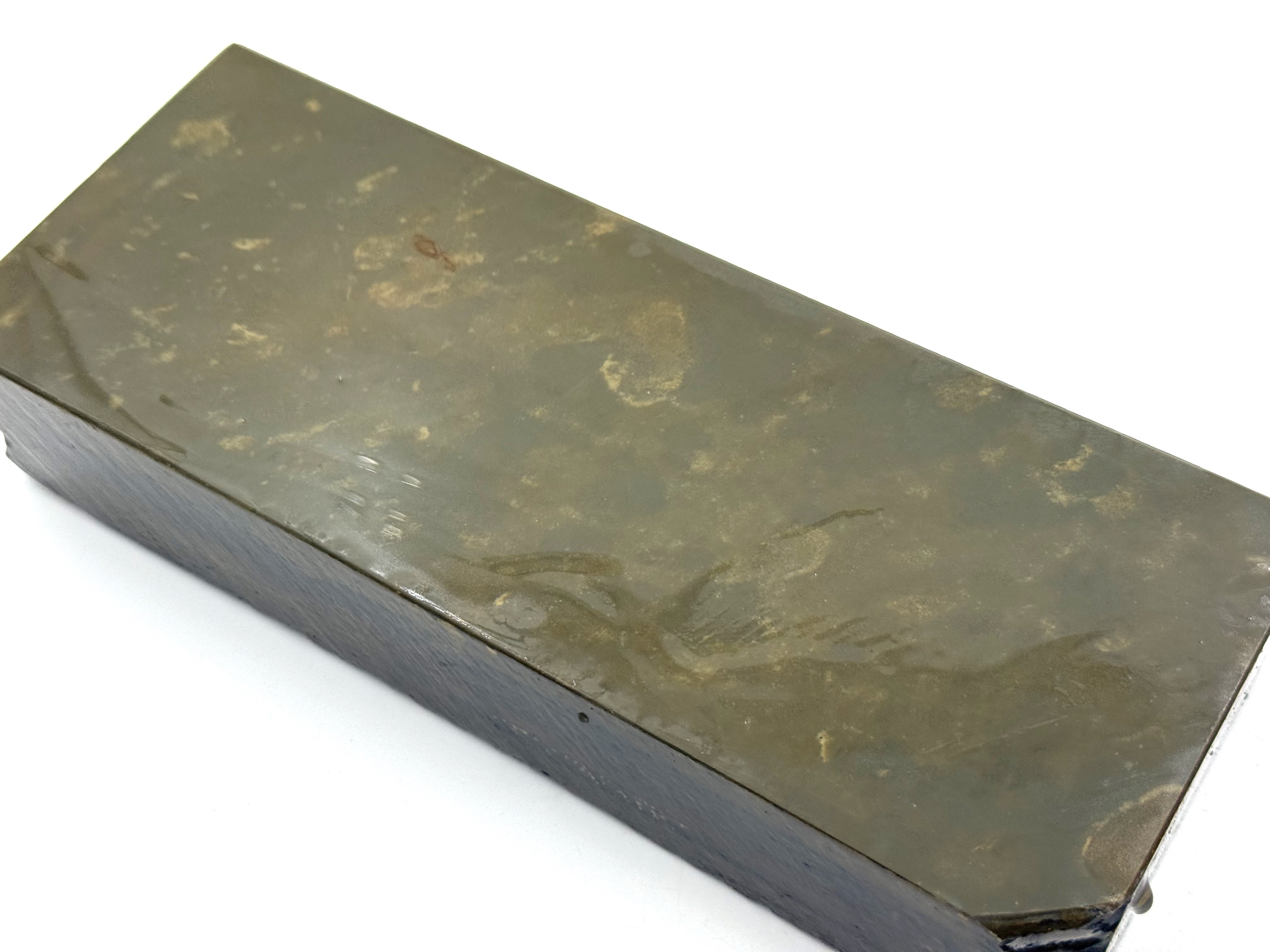 Hatanaka Nakayama Daijo/Ogami Maruka Japanese Awasedo Finishing Whetstone