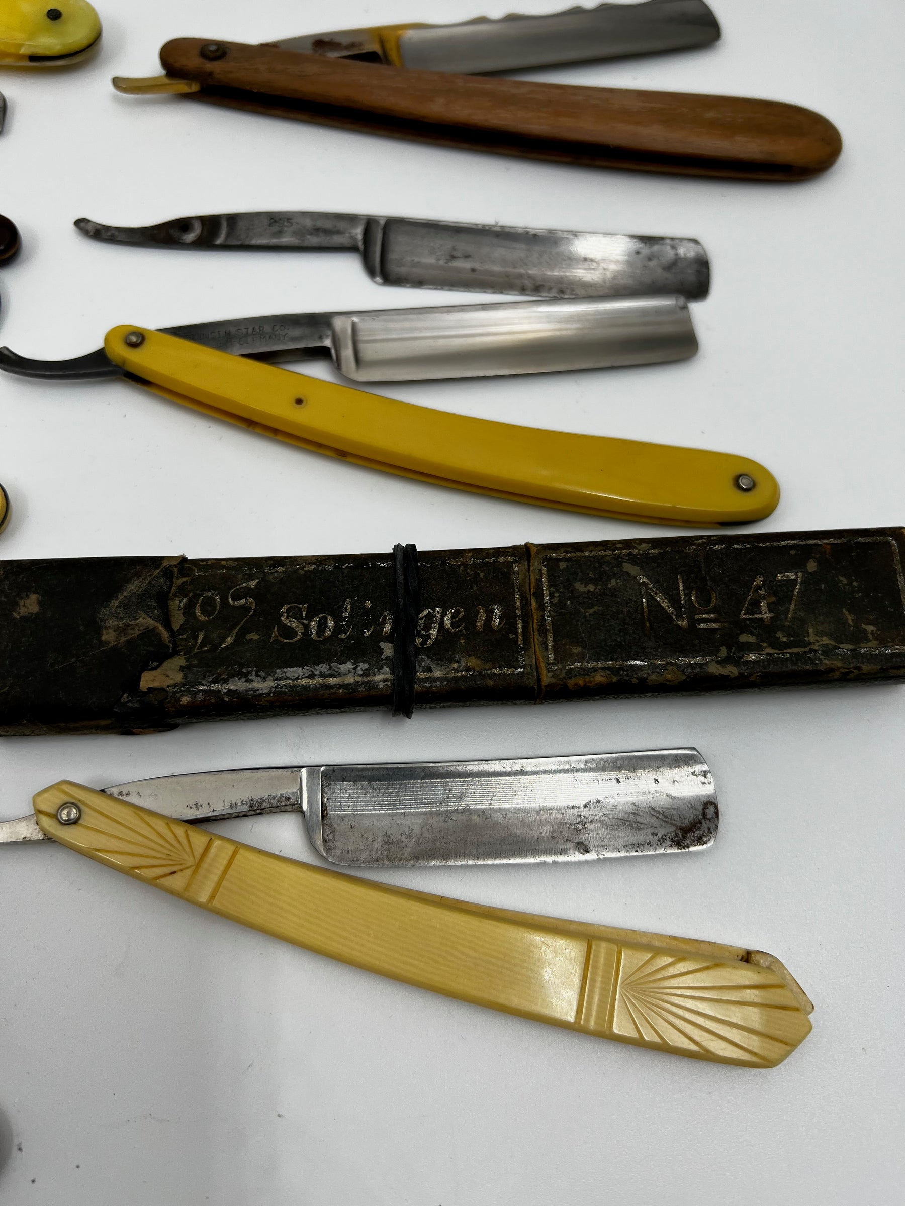 Vintage 10 Straight Razor Lot #16 - May Contain Sheffield, Solingen, Japanese & USA makers, as pictured