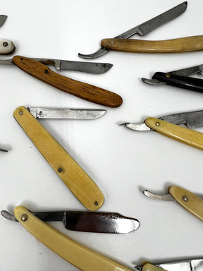 Collection of 25 Excellent Various Corn Razors - English, German, Ivory and Mother of Pearl included