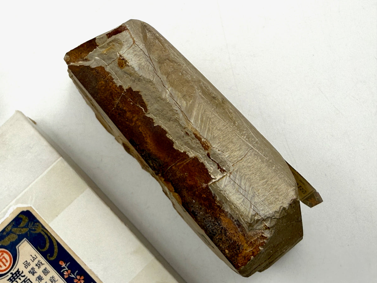Maruichi Nakayama Hon Suita Renge Japanese Natural Finishing Whetstone