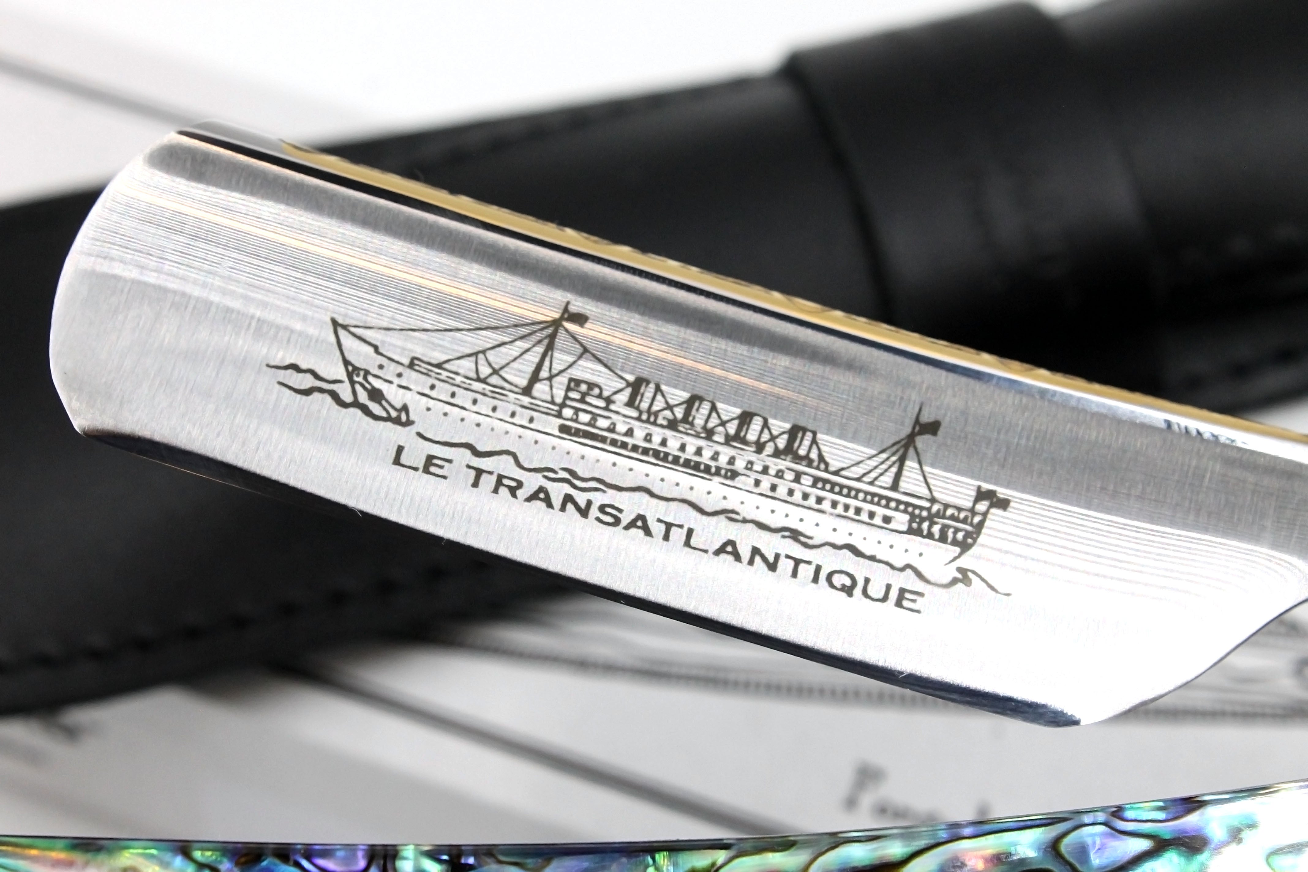 Thiers Issard 7/8 "Le Transatlantique" Gold Etch - Engraved Gold Spine Abalone Scales - Full Hollow Straight Razor