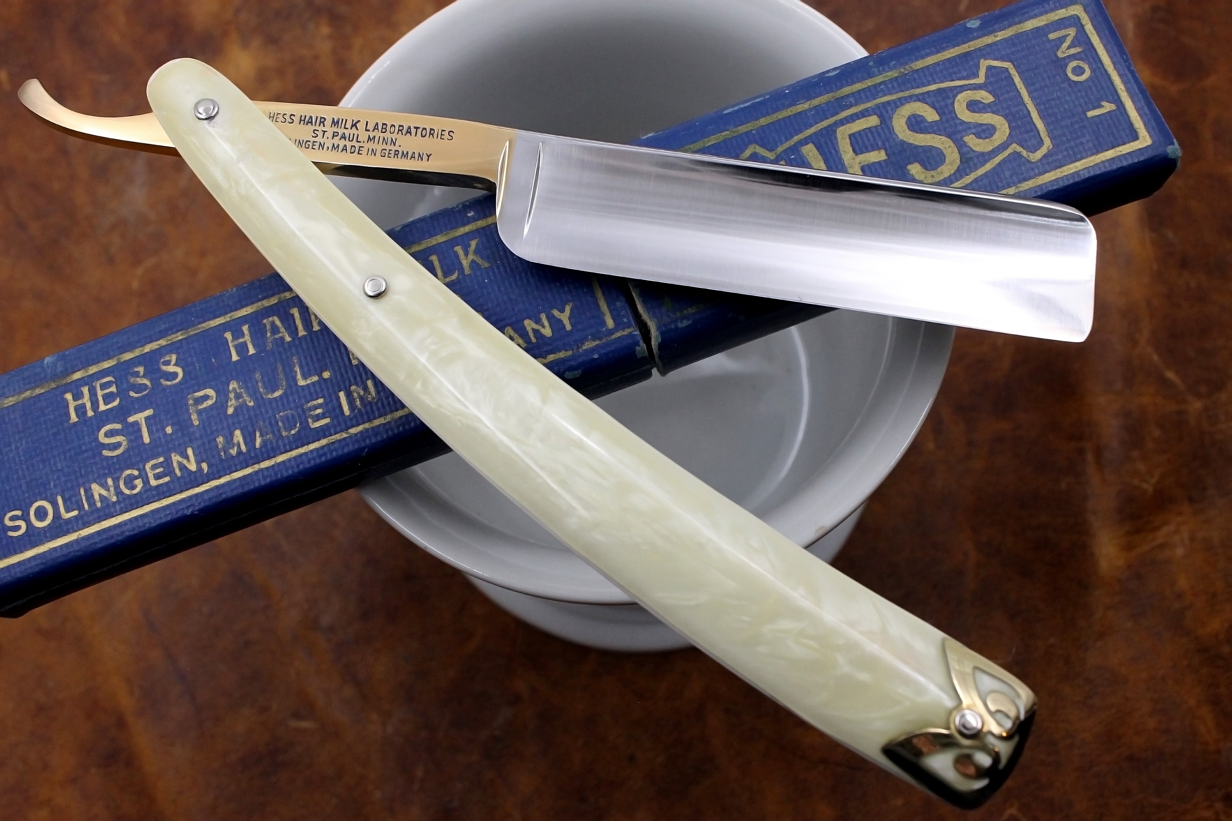 Hess Hair Milk Labs No.1 11/16 Blade Cracked Ice Scales - Fully Restored Vintage Solingen Straight Razor - Shave Ready