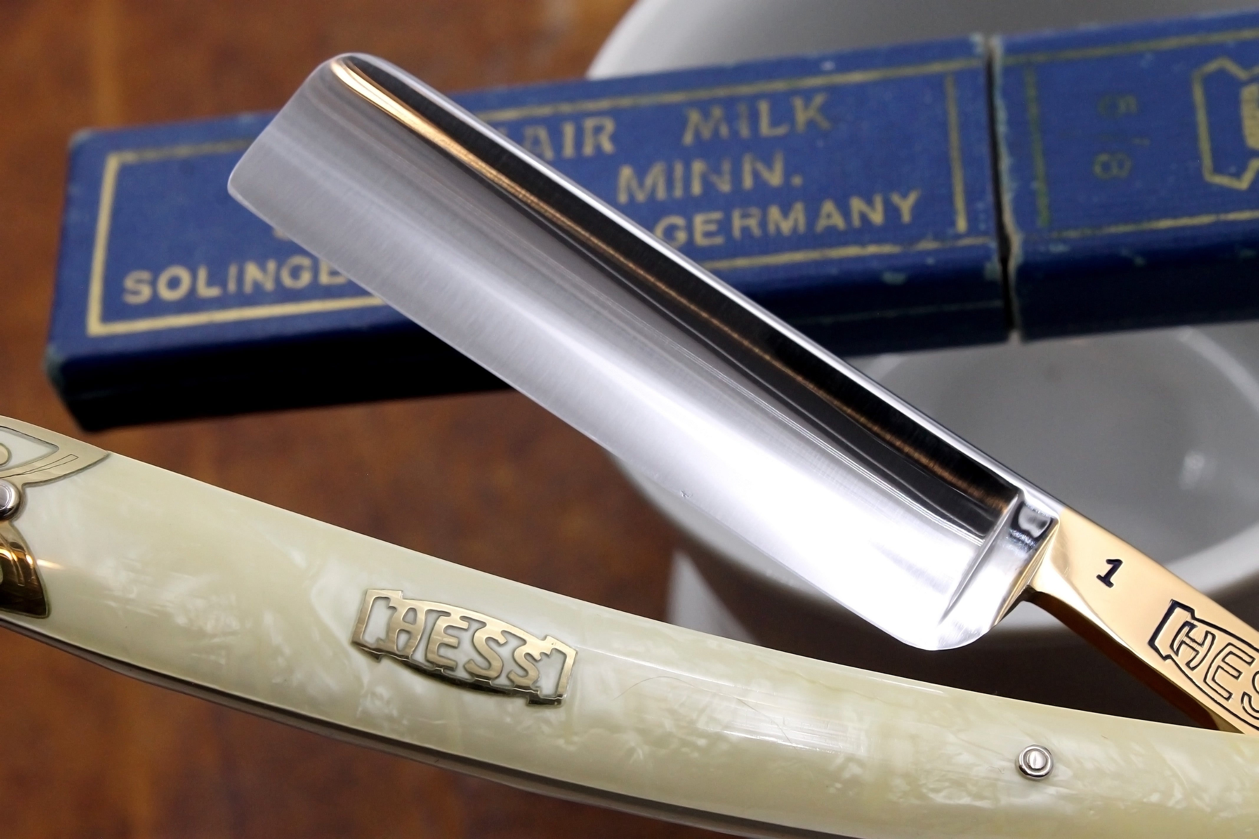 Hess Hair Milk Labs No.1 11/16 Blade Cracked Ice Scales - Fully Restored Vintage Solingen Straight Razor - Shave Ready