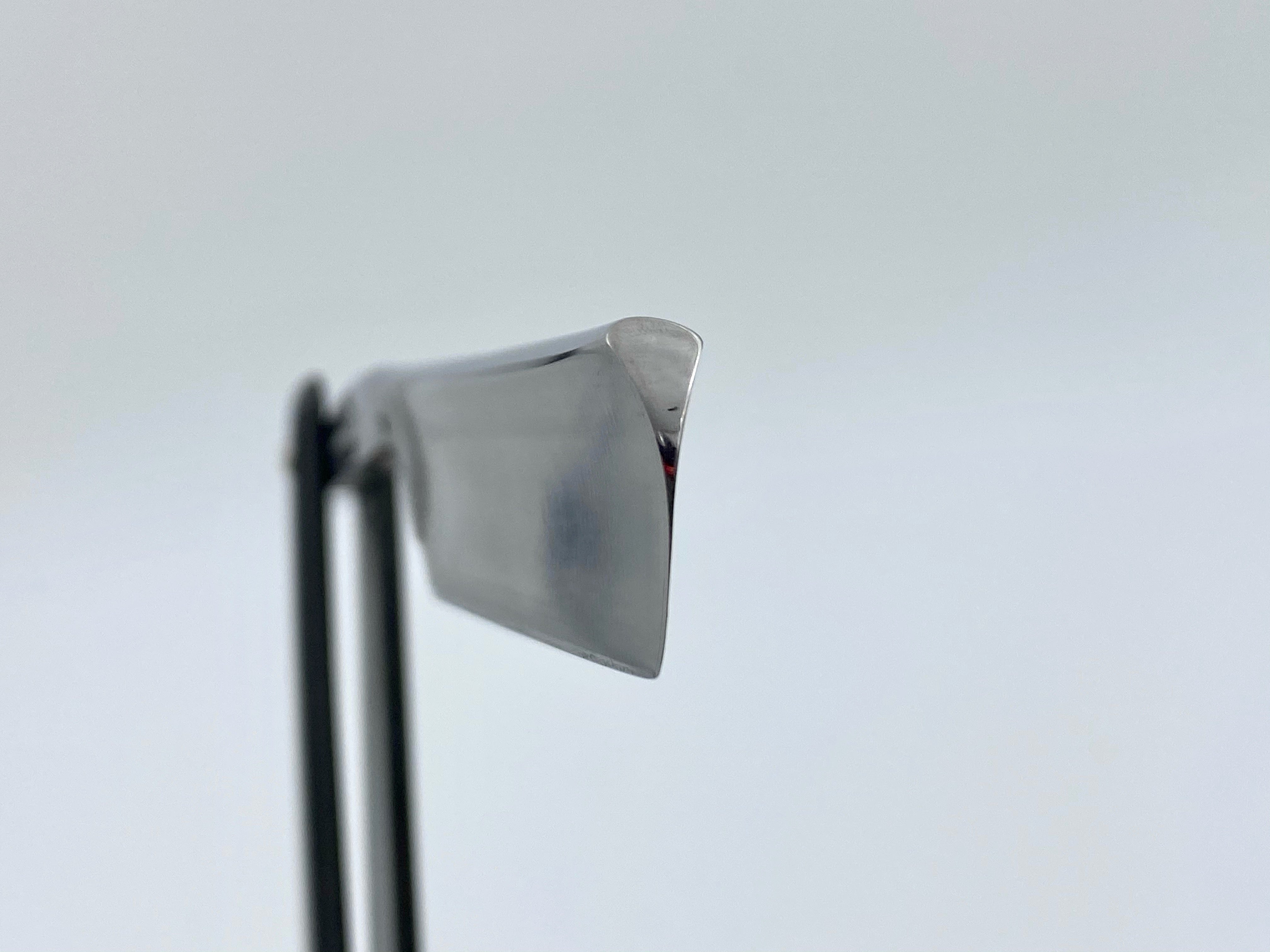 Thiers Issard 5/8 "Medaille d'or Alger" Etch - Black Horn Scales - Singing Straight Razor