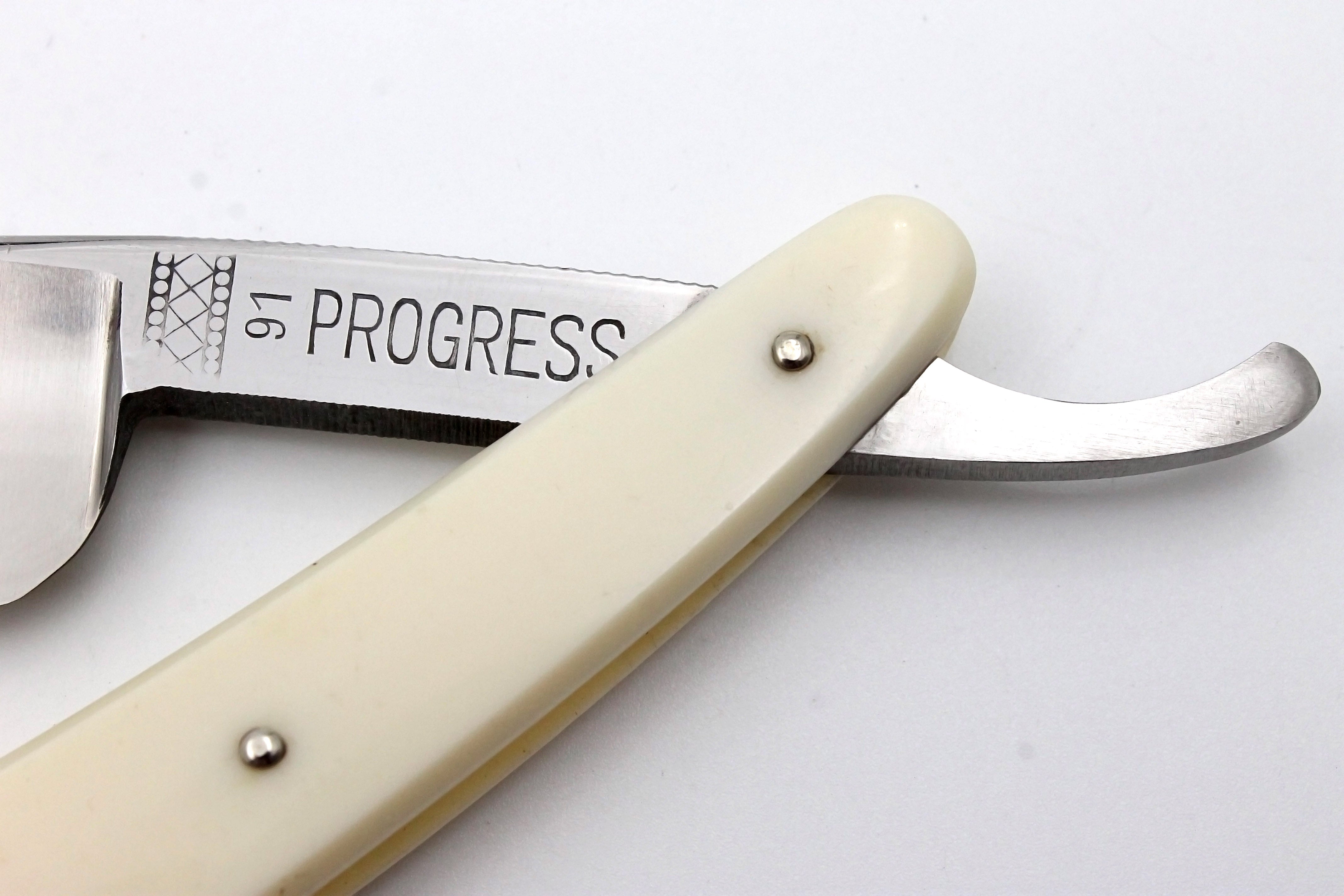 "Progress" 28 - RARE NOS 7/8 Full Hollow Vintage Straight Razor