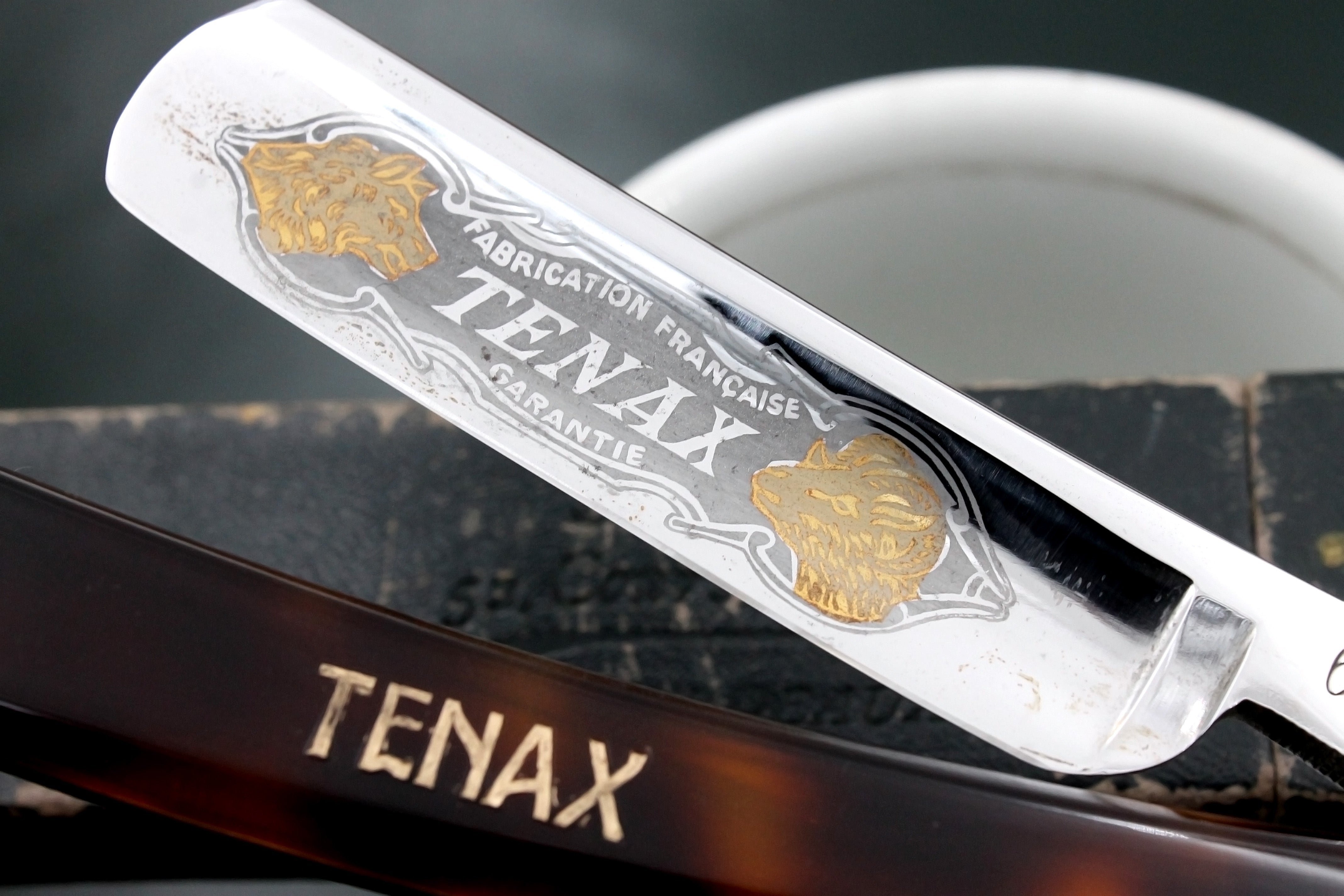 Thiers Issard "Tenax" Sheep & Wolf Full Hollow Etched- 11/16 French Straight Razor - Shave Ready