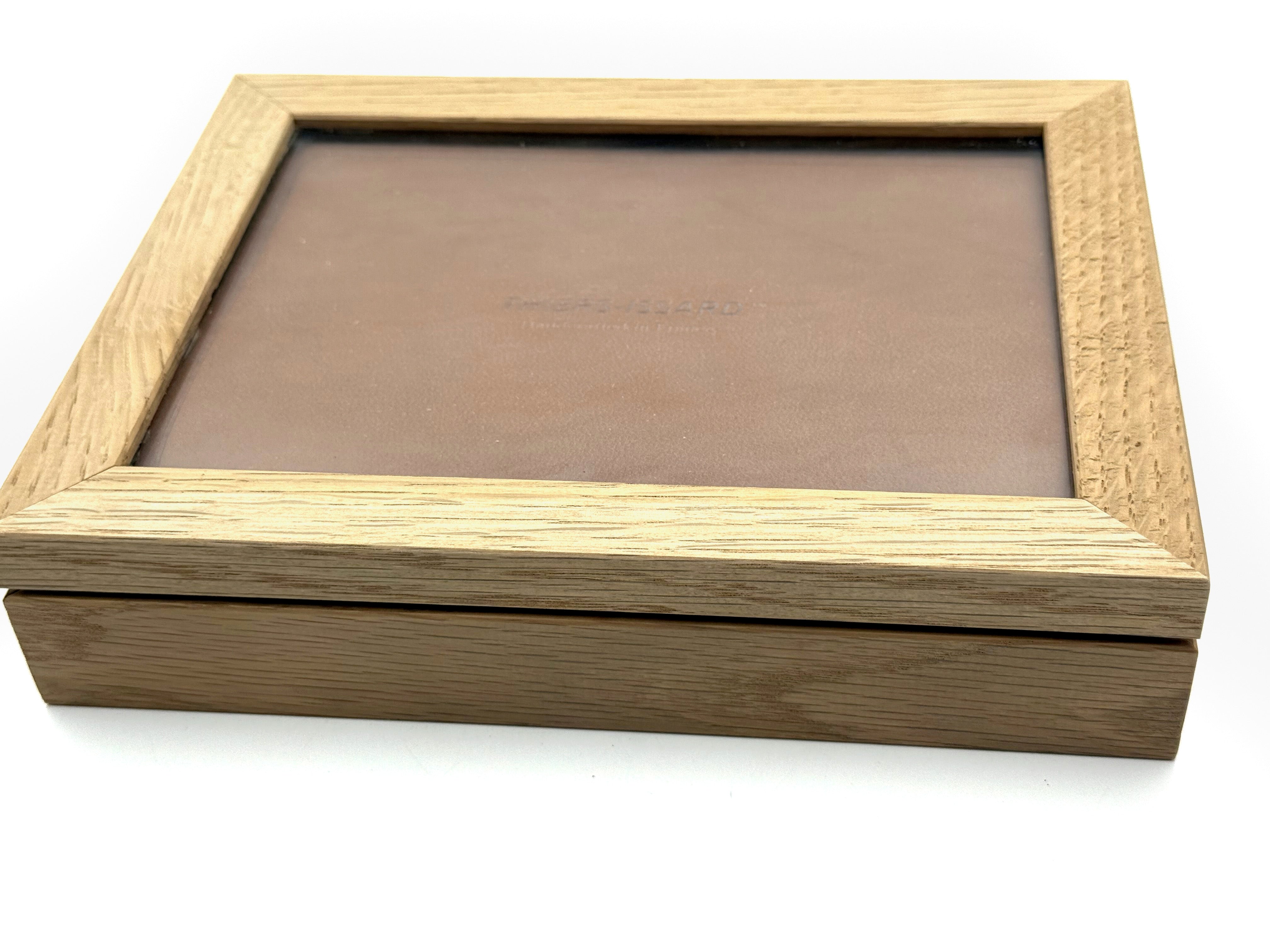 Thiers Issard Wooden Presentation / Storage Case for 7 Straight Razors