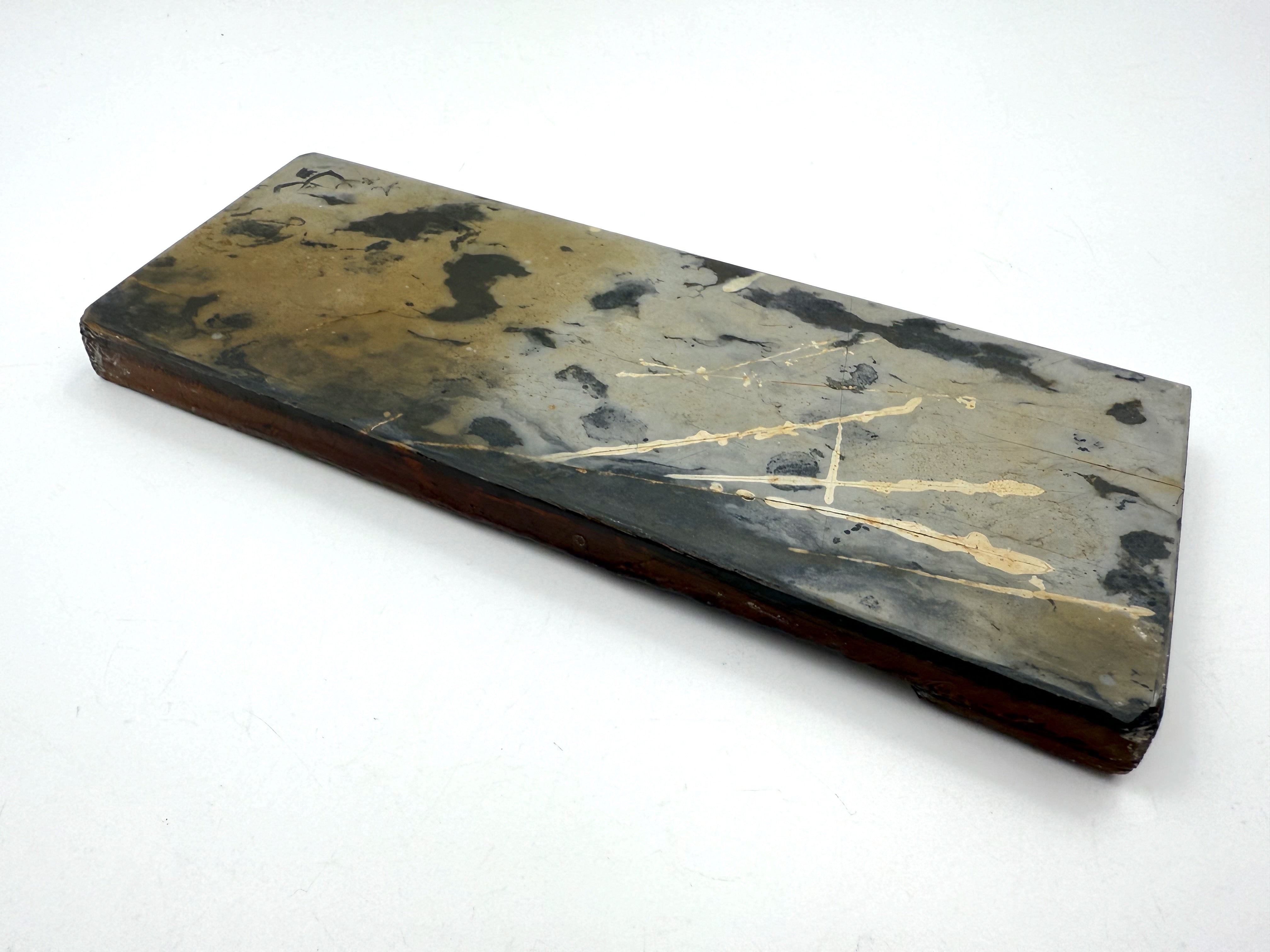 Aiiwatani Aisa Karasu Japanese Natural Finishing Whetstone