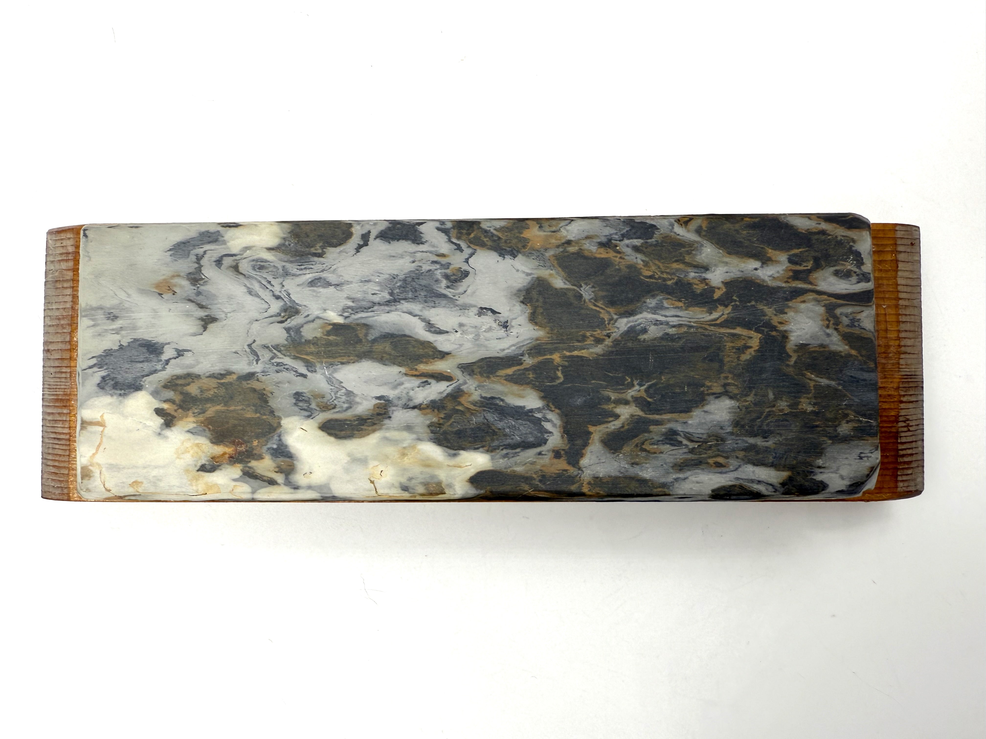 Aiiwatani Aisa Karasu Japanese Natural Finishing Whetstone