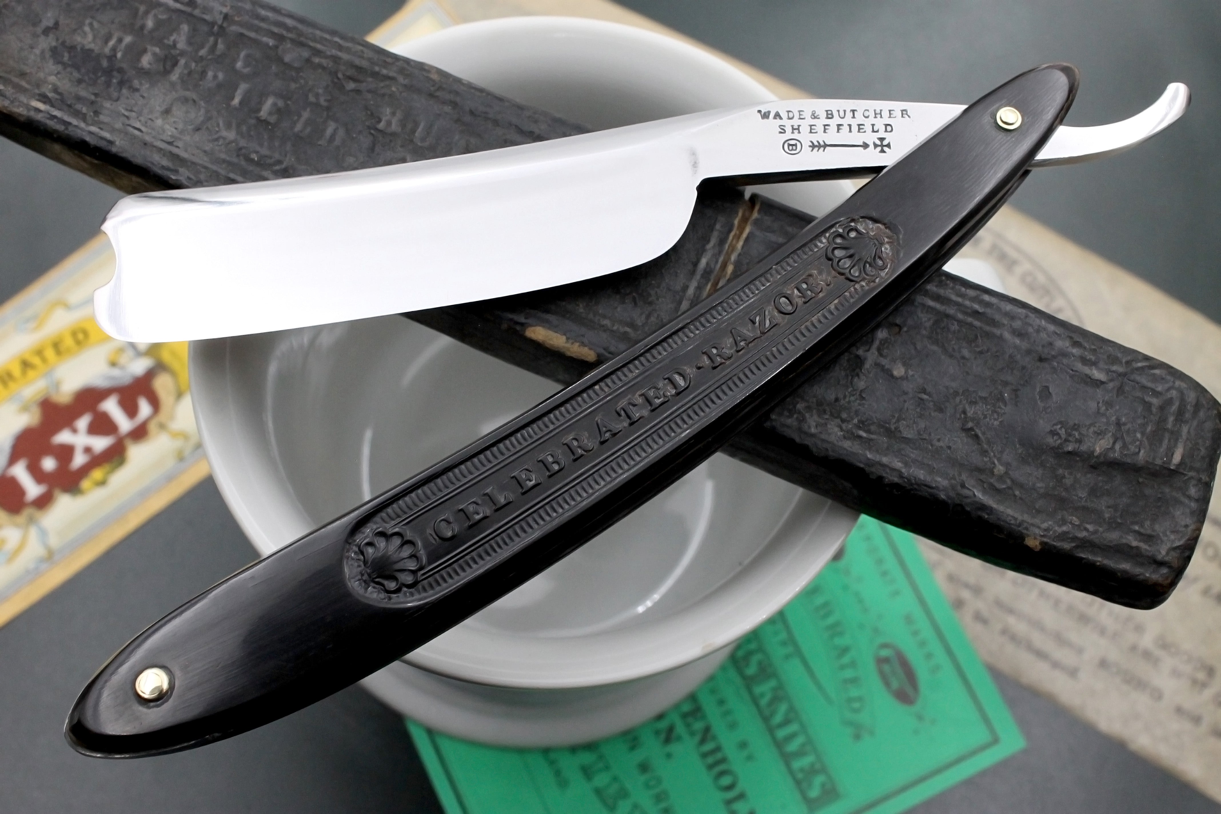 Wade & Butcher 6/8 Blade with Original Fancy Horn Scales - Fully Restored Sheffield Straight Razor - Shave Ready