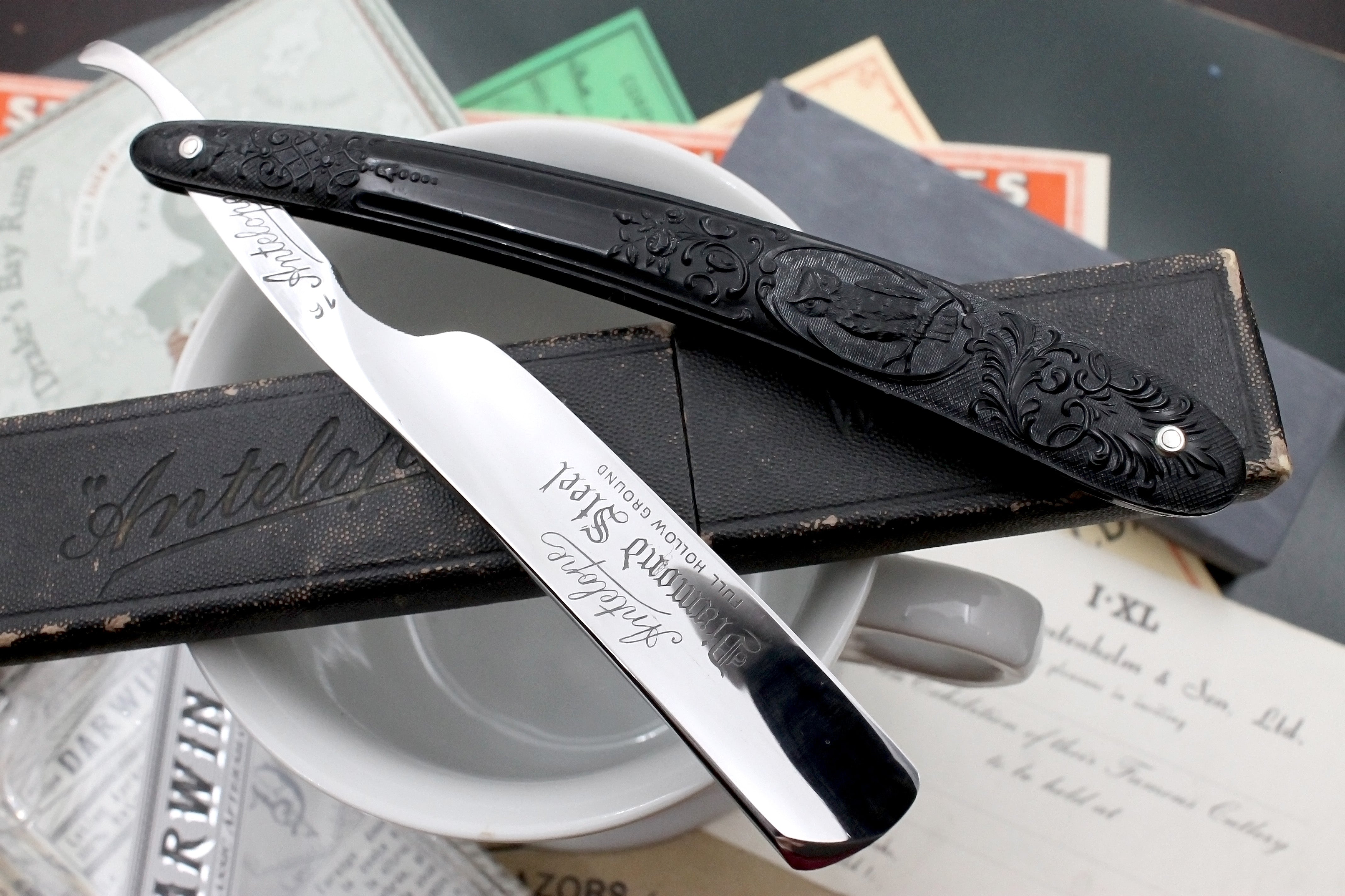 Antelope - 11/16 Full Hollow Blade - Scarce Fancy Molded Scales Straight Razor - Shave Ready