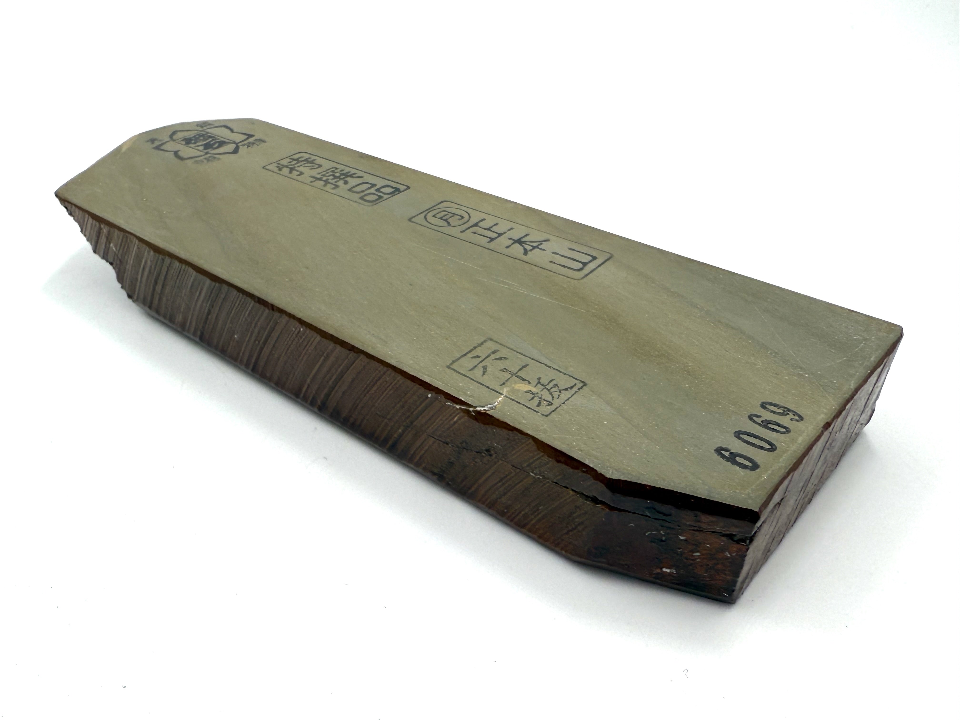Tsukinowa Tomae Asagi Karasu Japanese Natural Finishing Whetstone