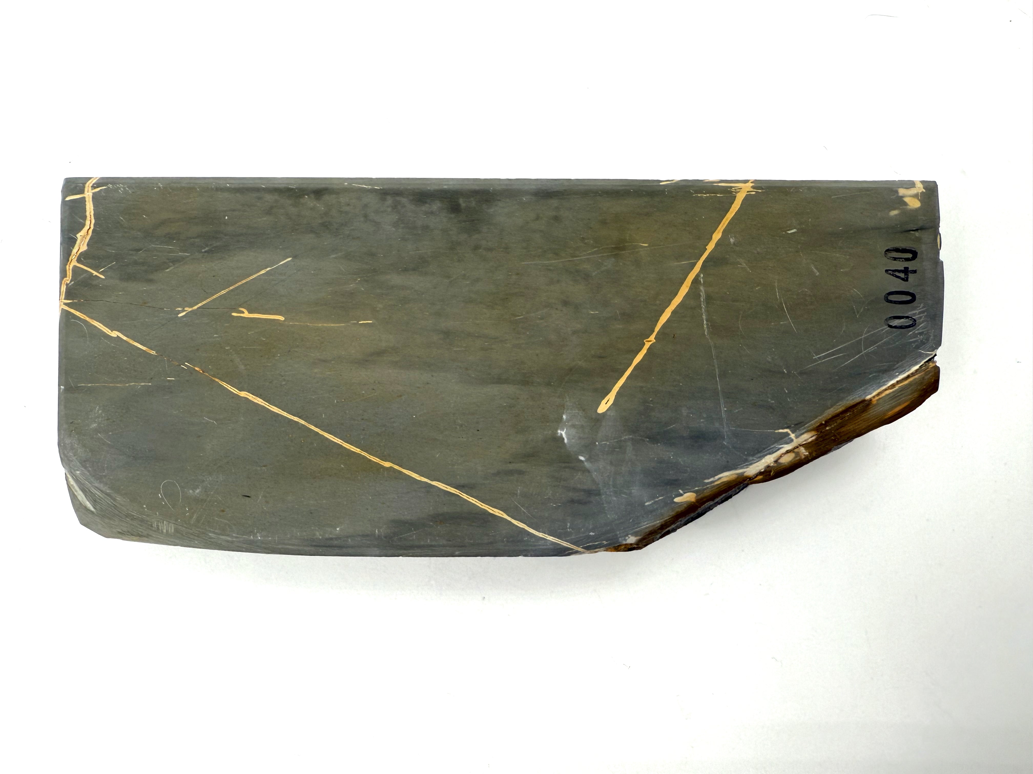 Aiwatani Suita Karasu Japanese Natural Whetstone