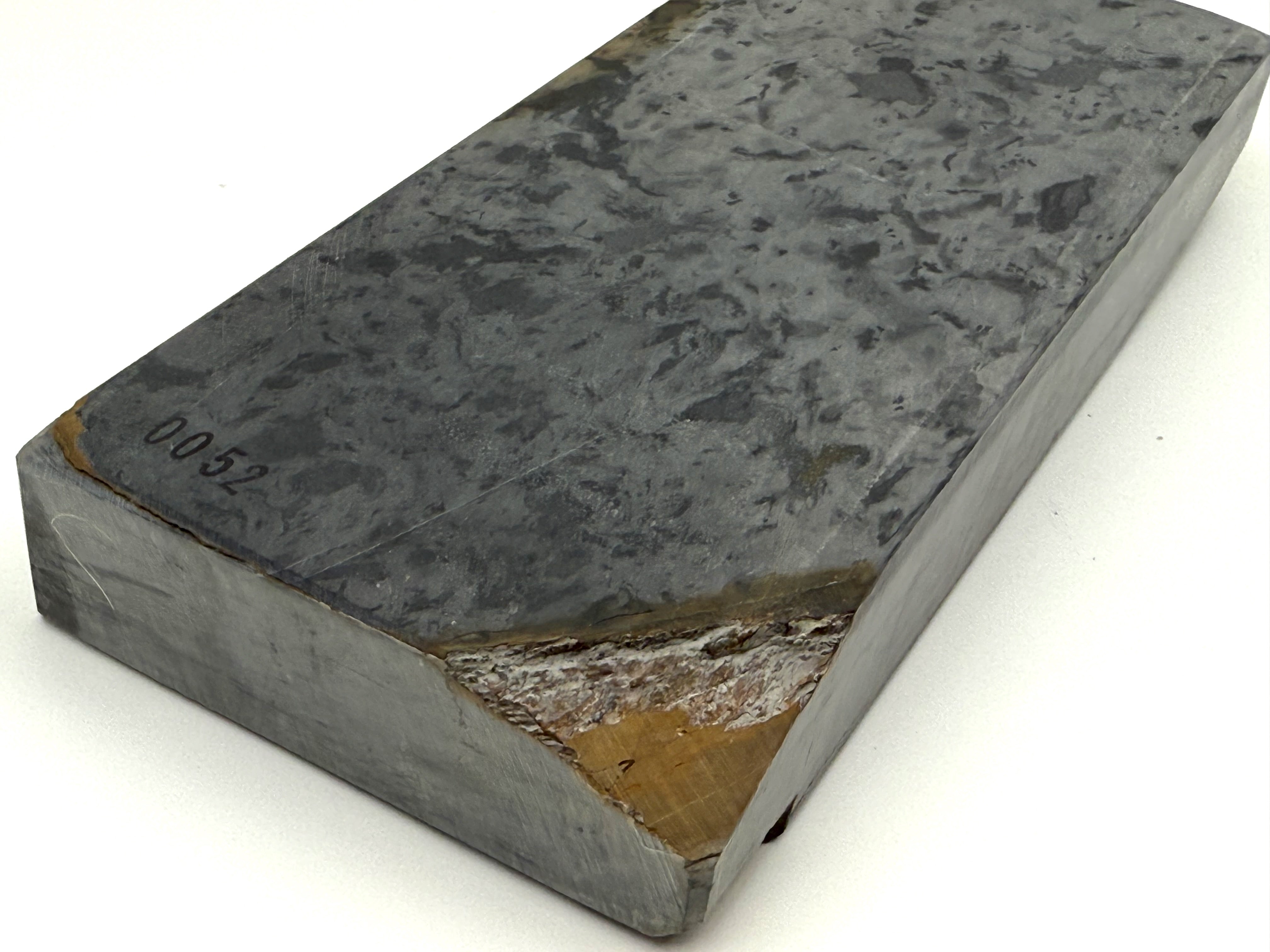 AiIwatani Aisa Karasu Japanese Natural Finishing Whetstone