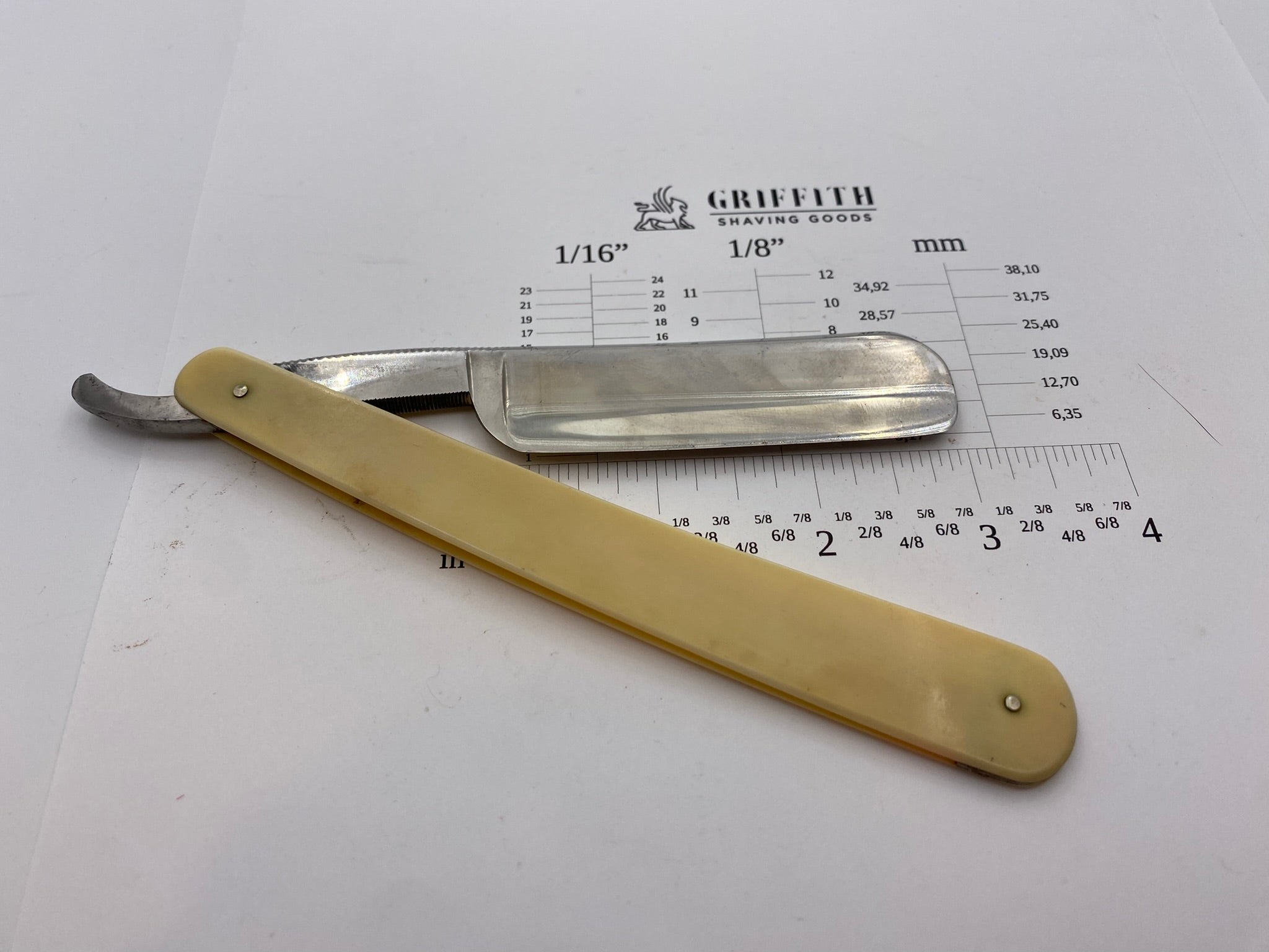 Vintage Sheffield Walker & Hall Flag Razor for Restoration