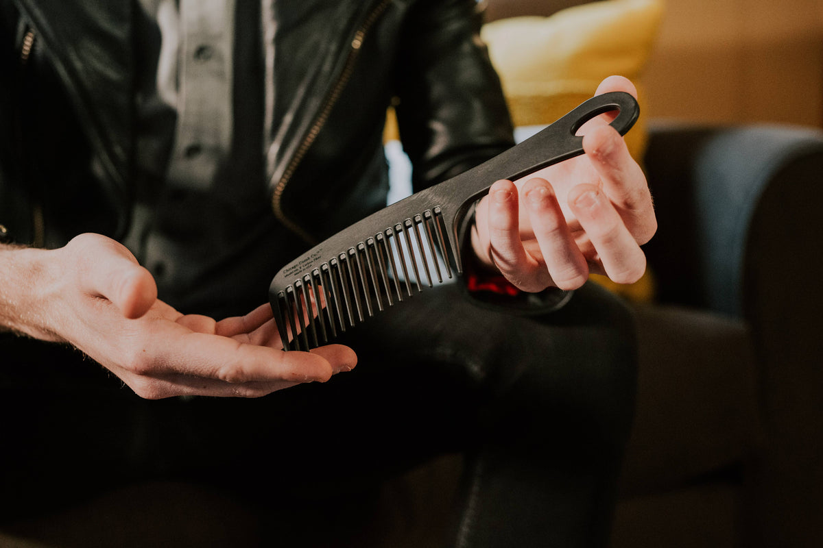 Chicago Comb Co. - Model No. 8 Carbon Fiber Comb