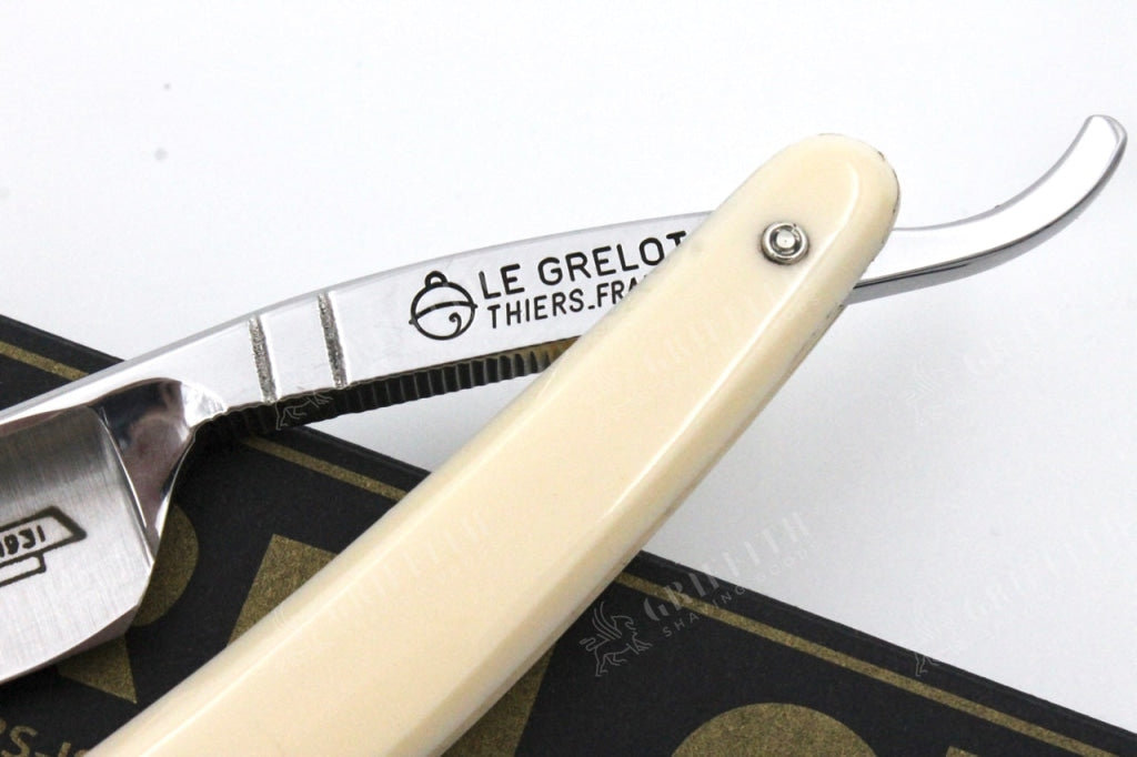 Le Grelot "Medaille d'or Paris 1931" by Thiers Issard 5/8 White Scales - Full Hollow Ground Straight Razor